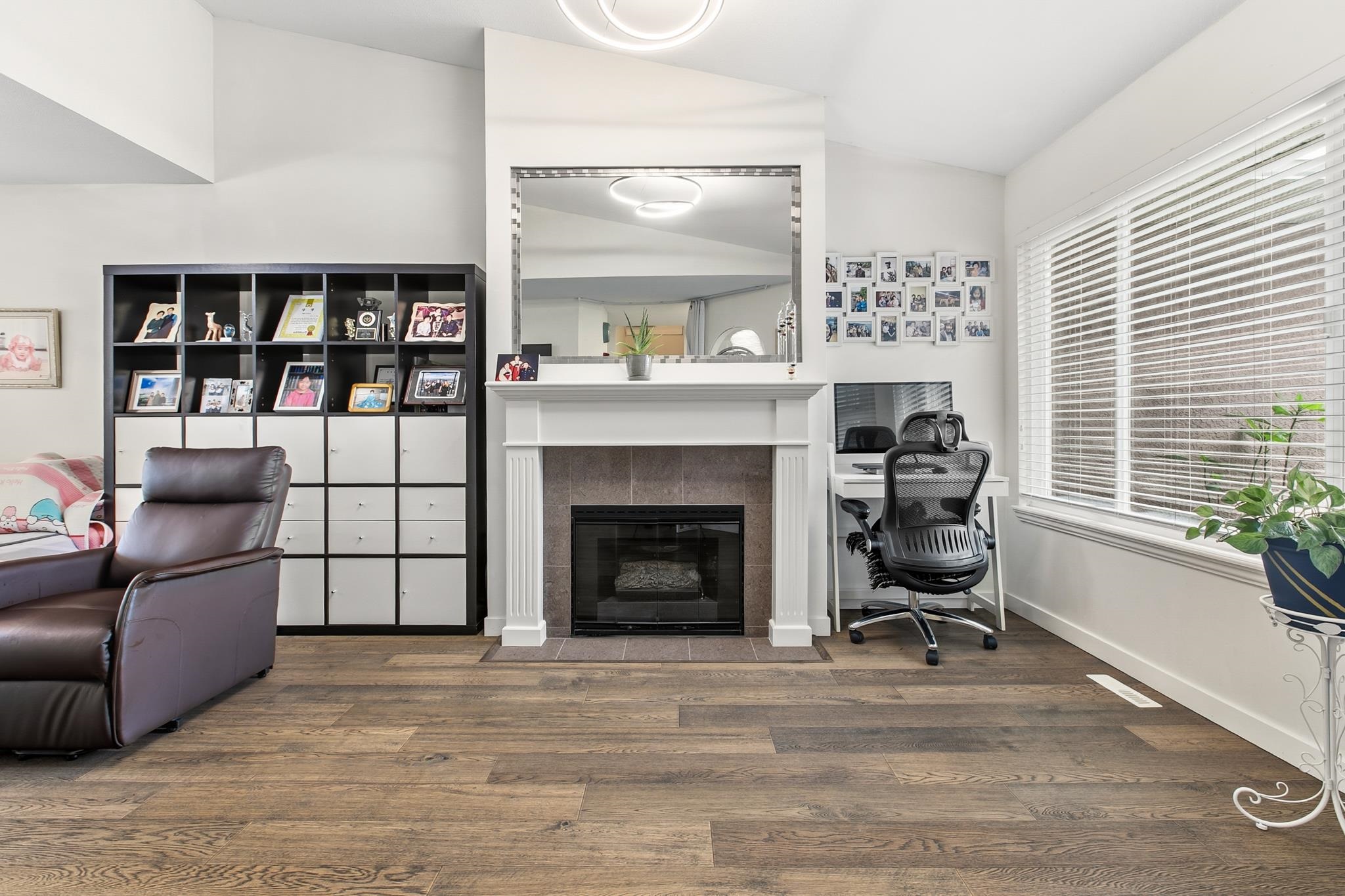 15501 89A AVENUE