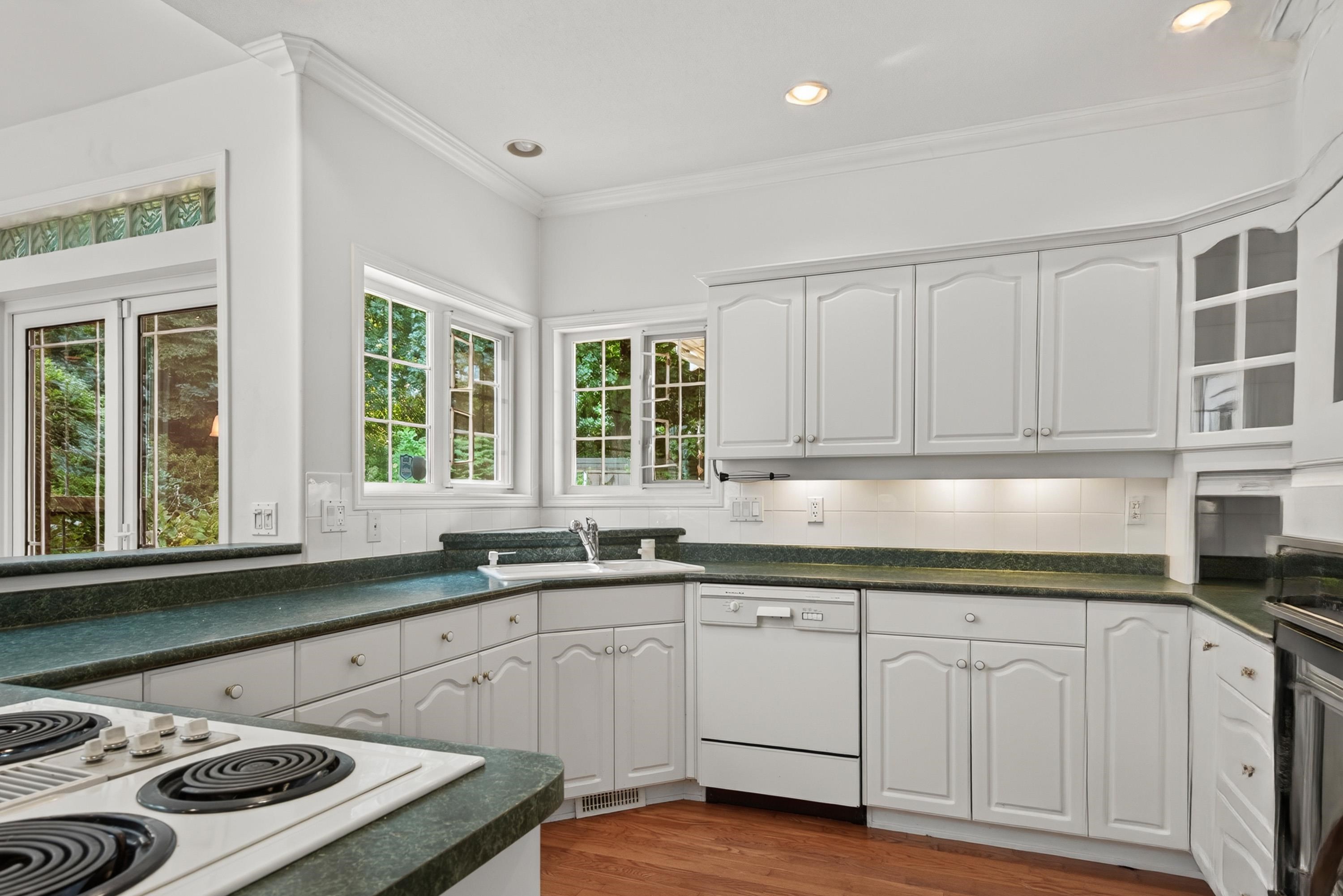 200 6001 PROMONTORY ROAD