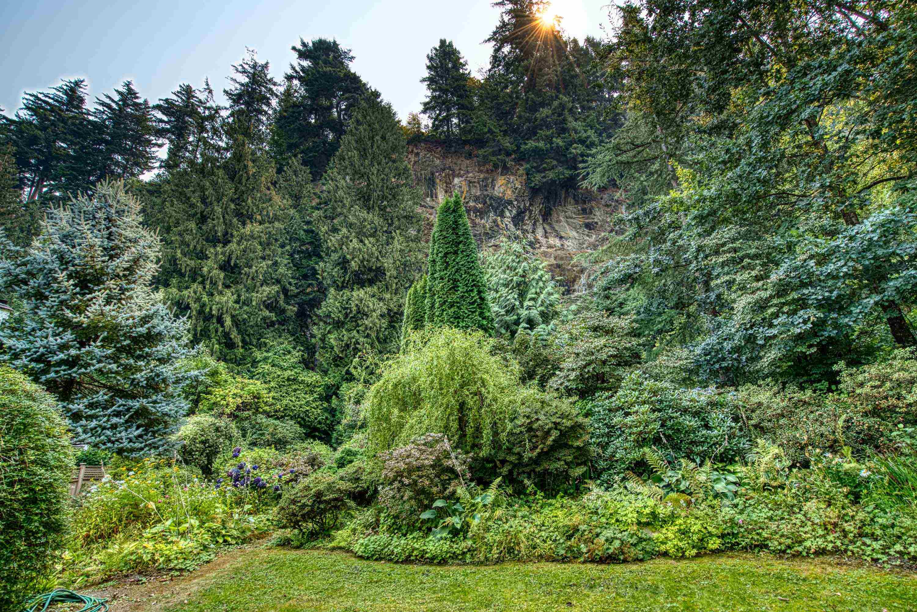 200 6001 PROMONTORY ROAD