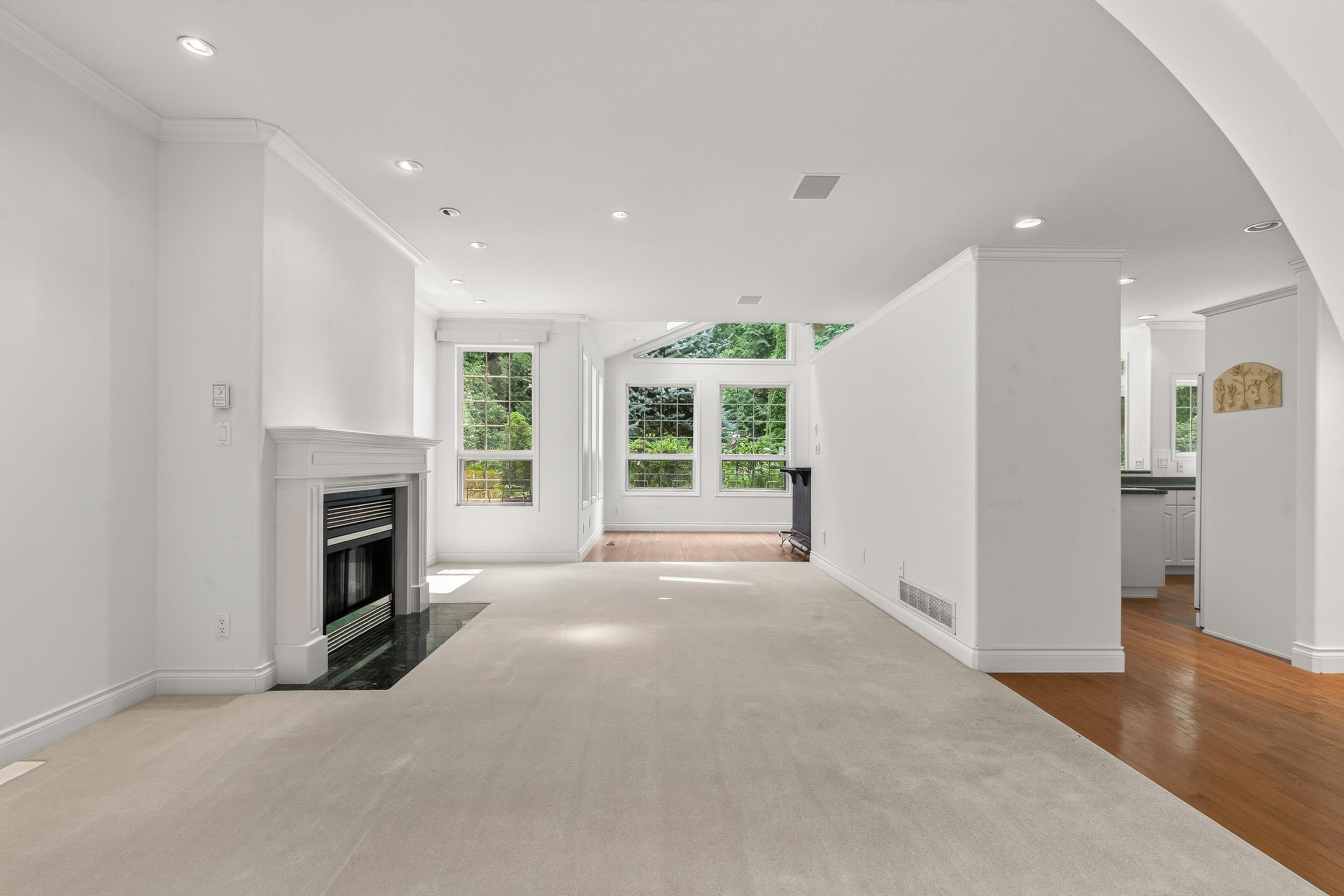 200 6001 PROMONTORY ROAD