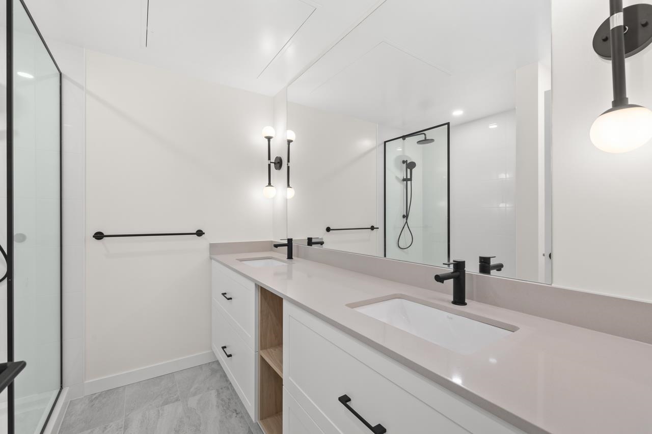 207 27249 ALDERGROVE TOWN CENTRE DRIVE