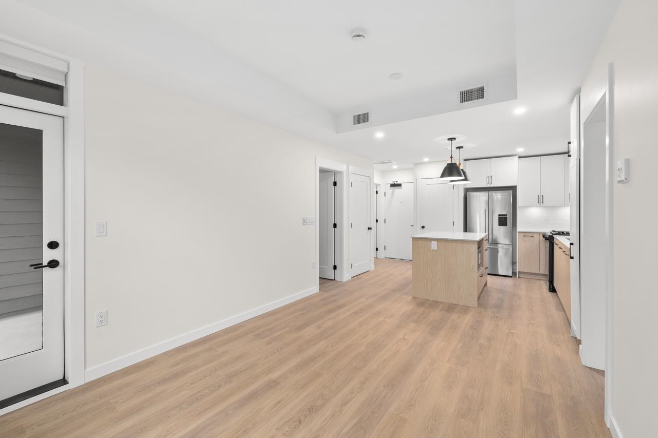 207 27249 ALDERGROVE TOWN CENTRE DRIVE
