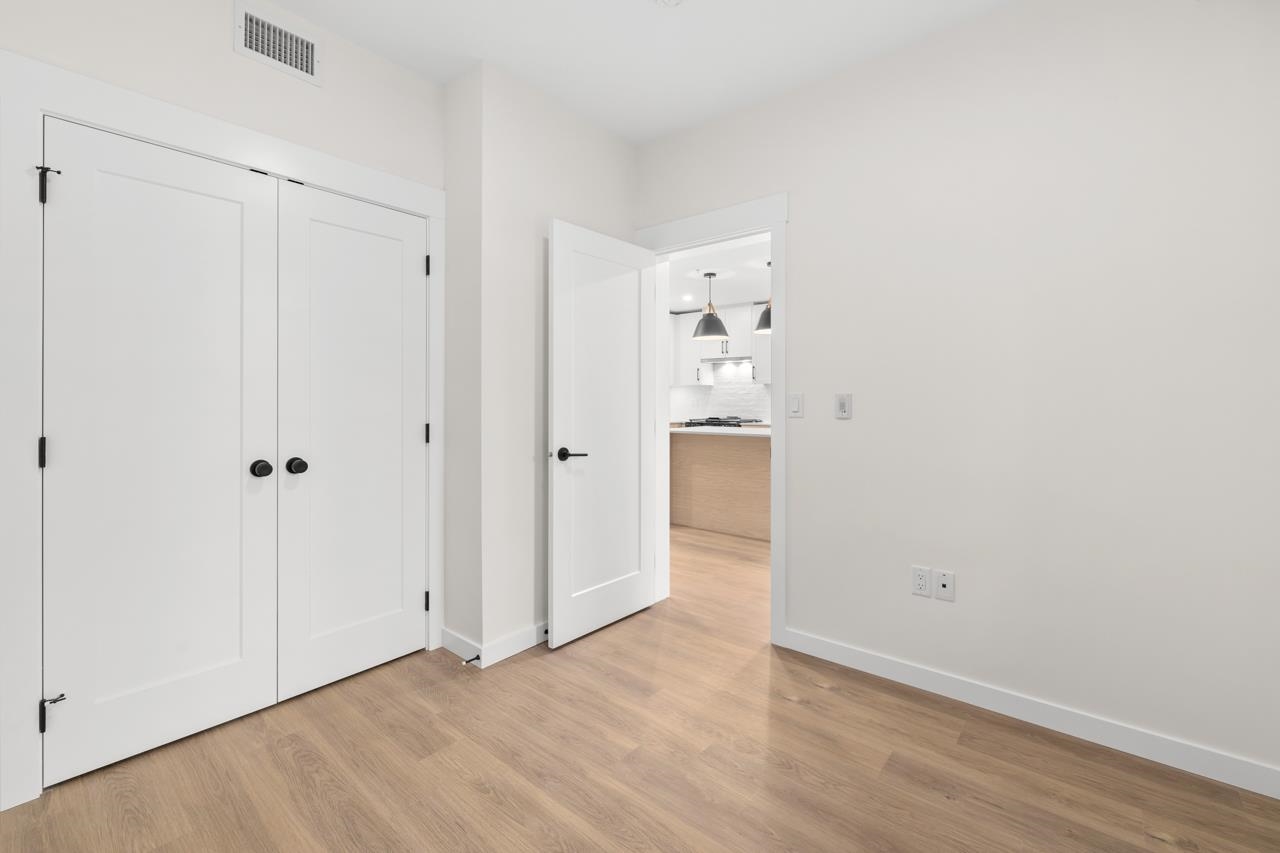 207 27249 ALDERGROVE TOWN CENTRE DRIVE