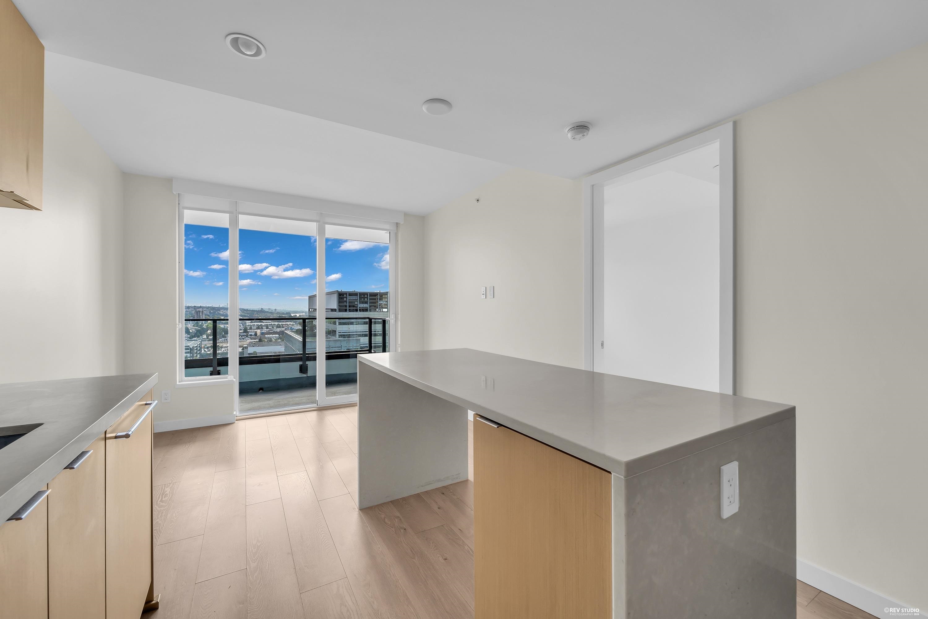2405 8189 CAMBIE STREET