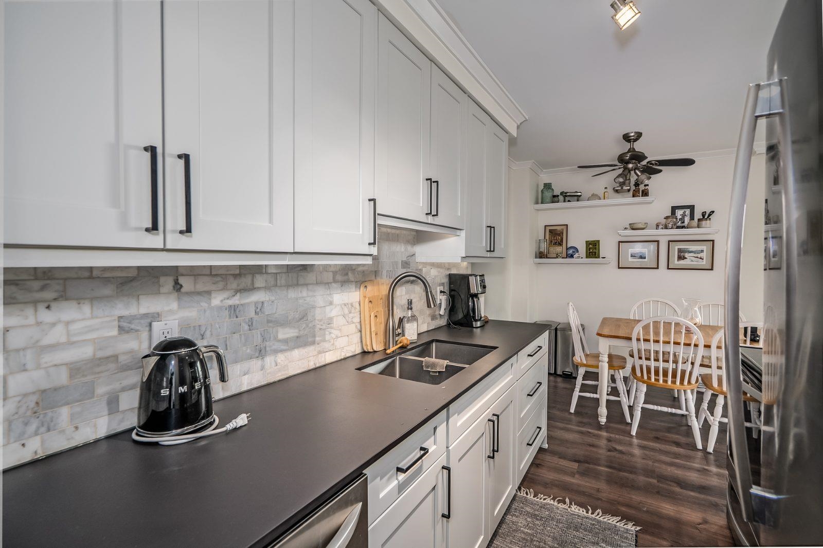 1808 2041 BELLWOOD AVENUE