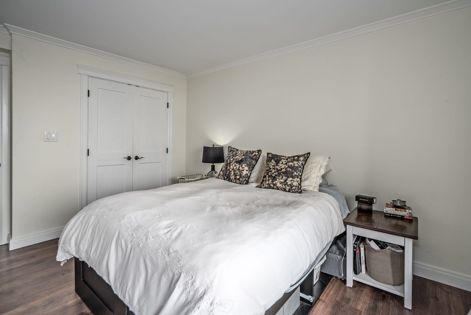 1808 2041 BELLWOOD AVENUE