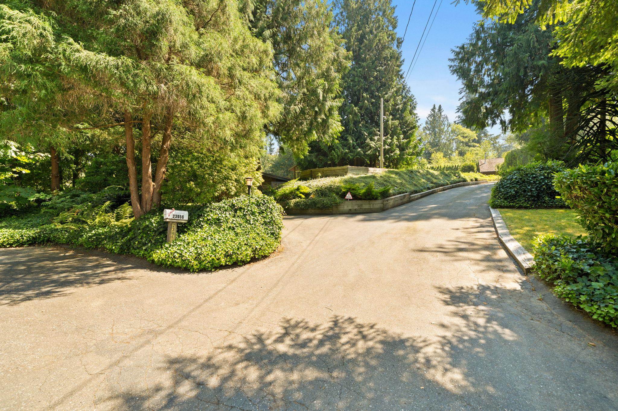 23956 64 AVENUE