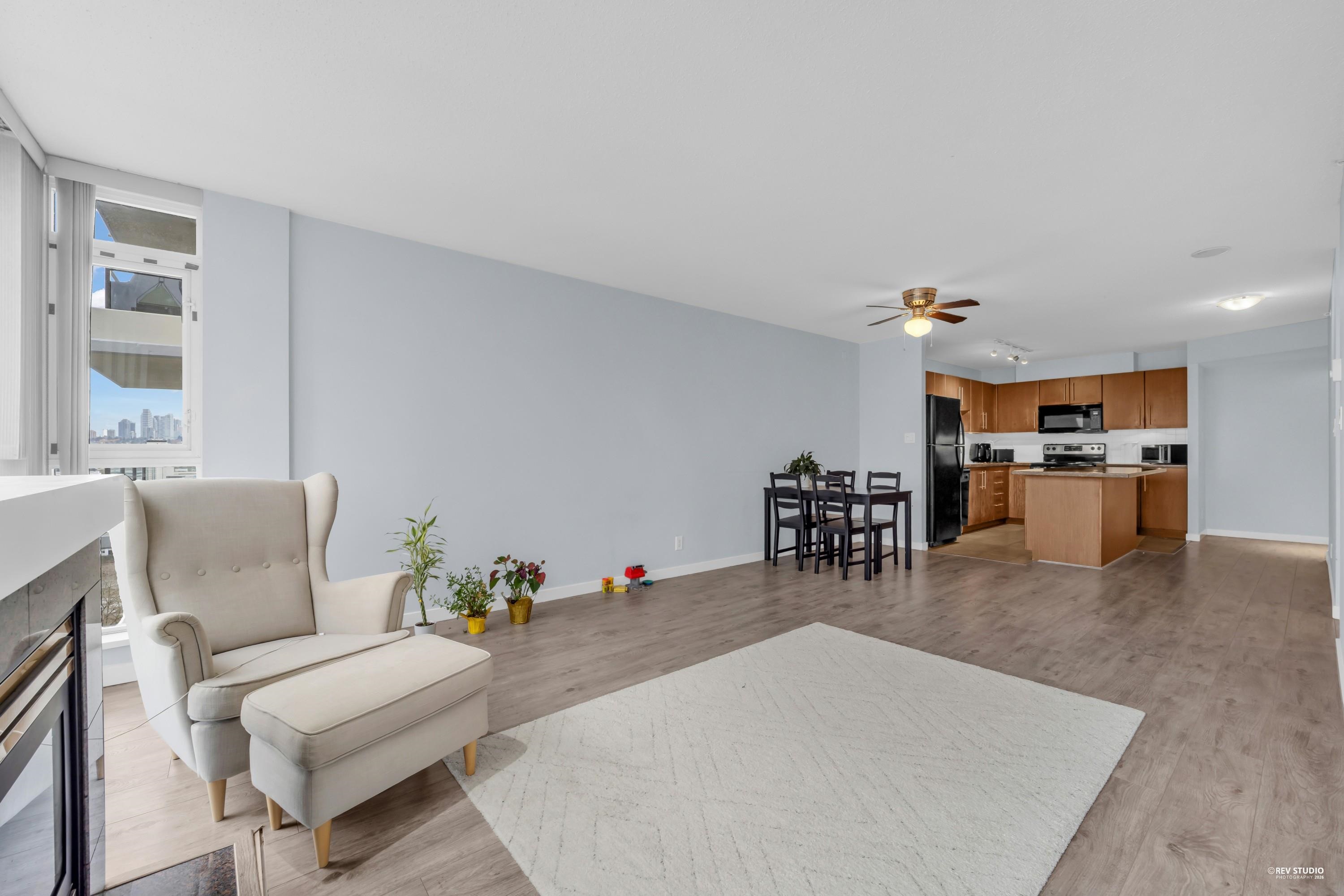1607 2138 MADISON AVENUE