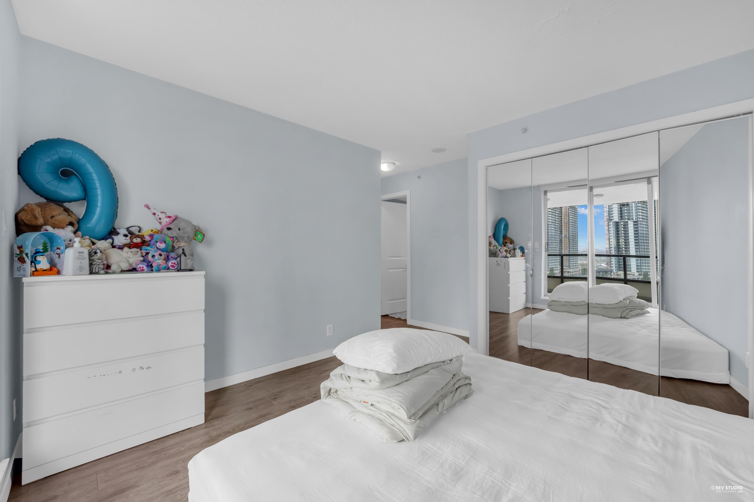 1607 2138 MADISON AVENUE