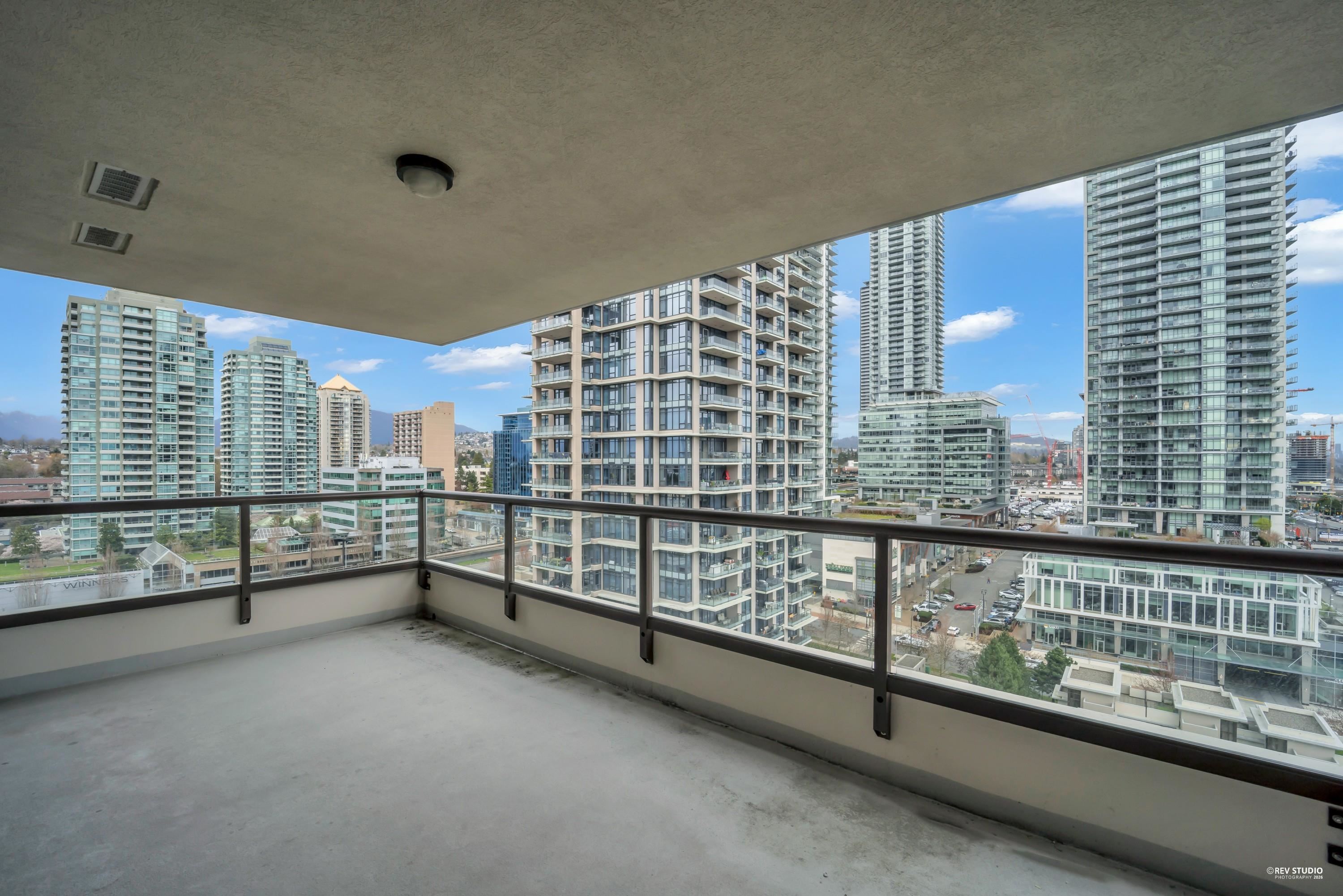 1607 2138 MADISON AVENUE