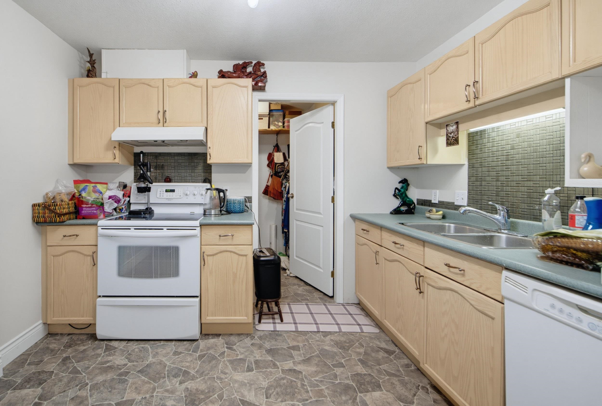 125 33175 OLD YALE ROAD