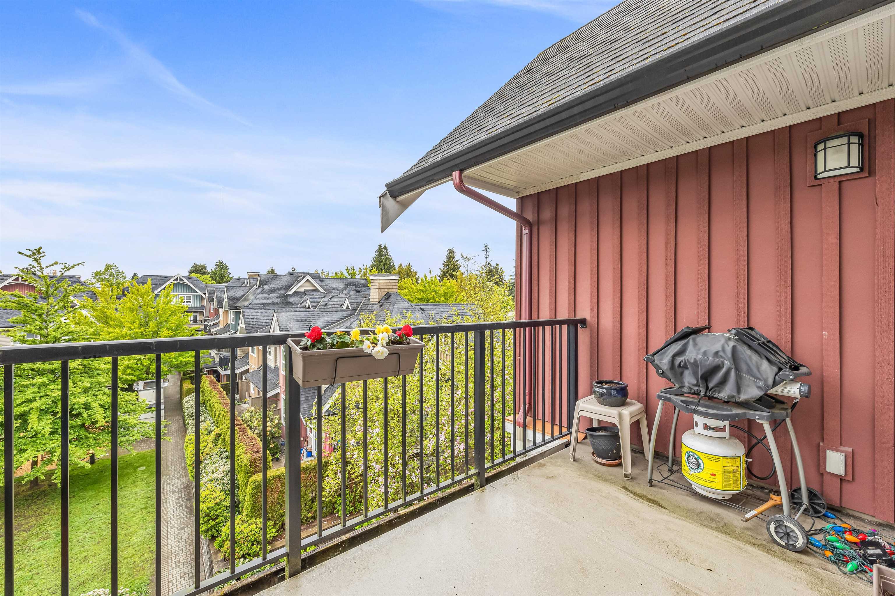 403 7088 MONT ROYAL SQUARE