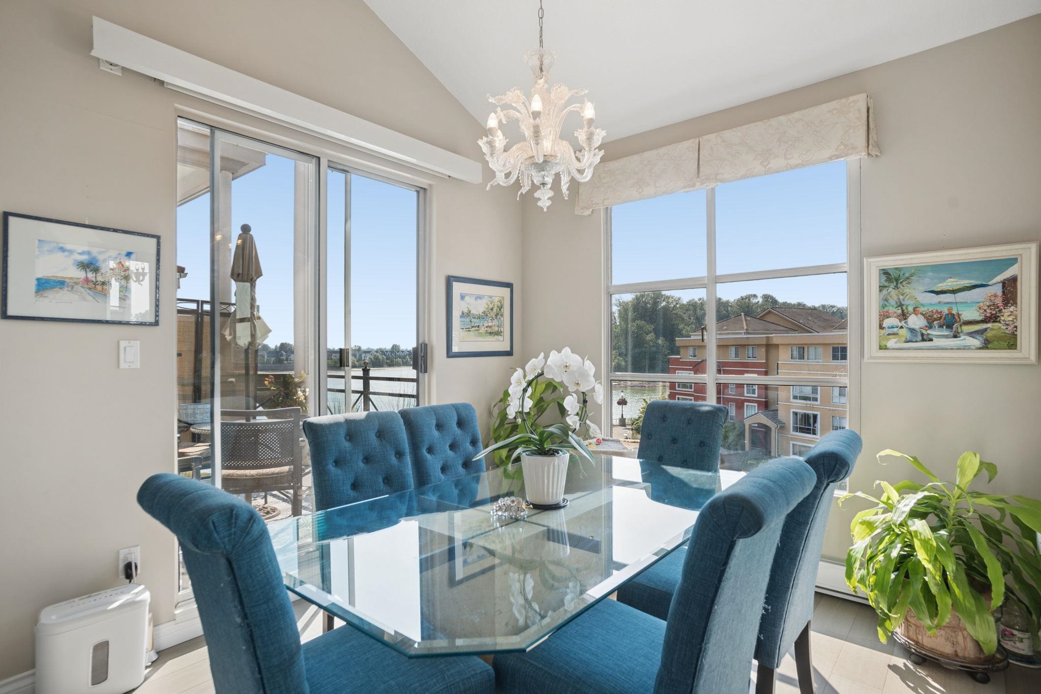 401 2 RENAISSANCE SQUARE