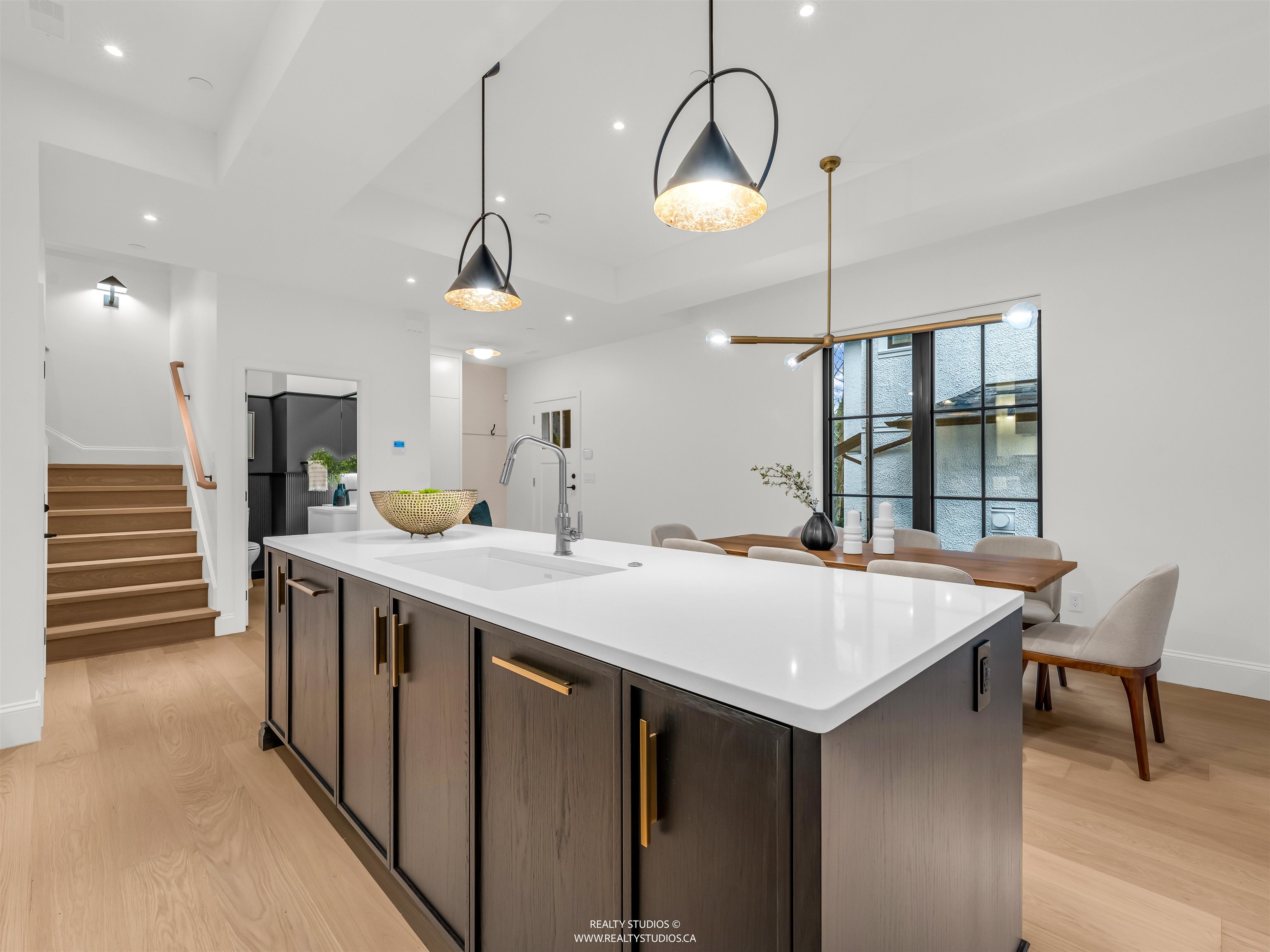 4090 MAPLE CRESCENT
