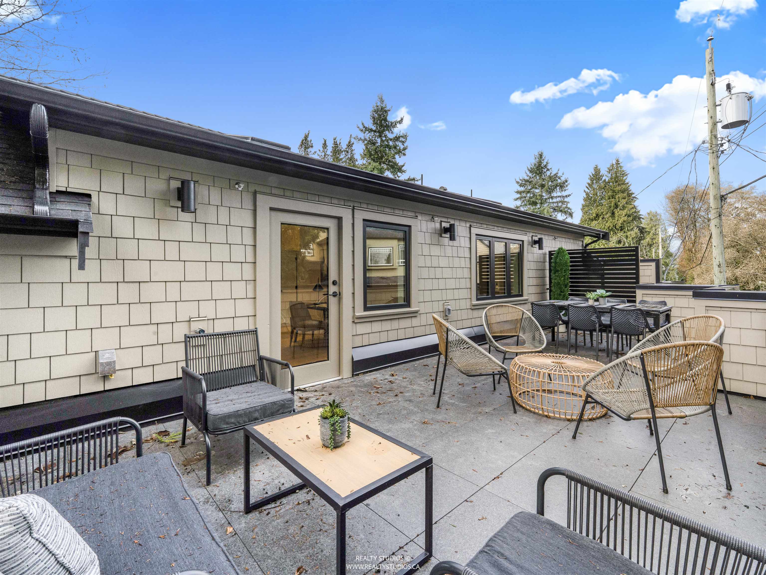 4090 MAPLE CRESCENT