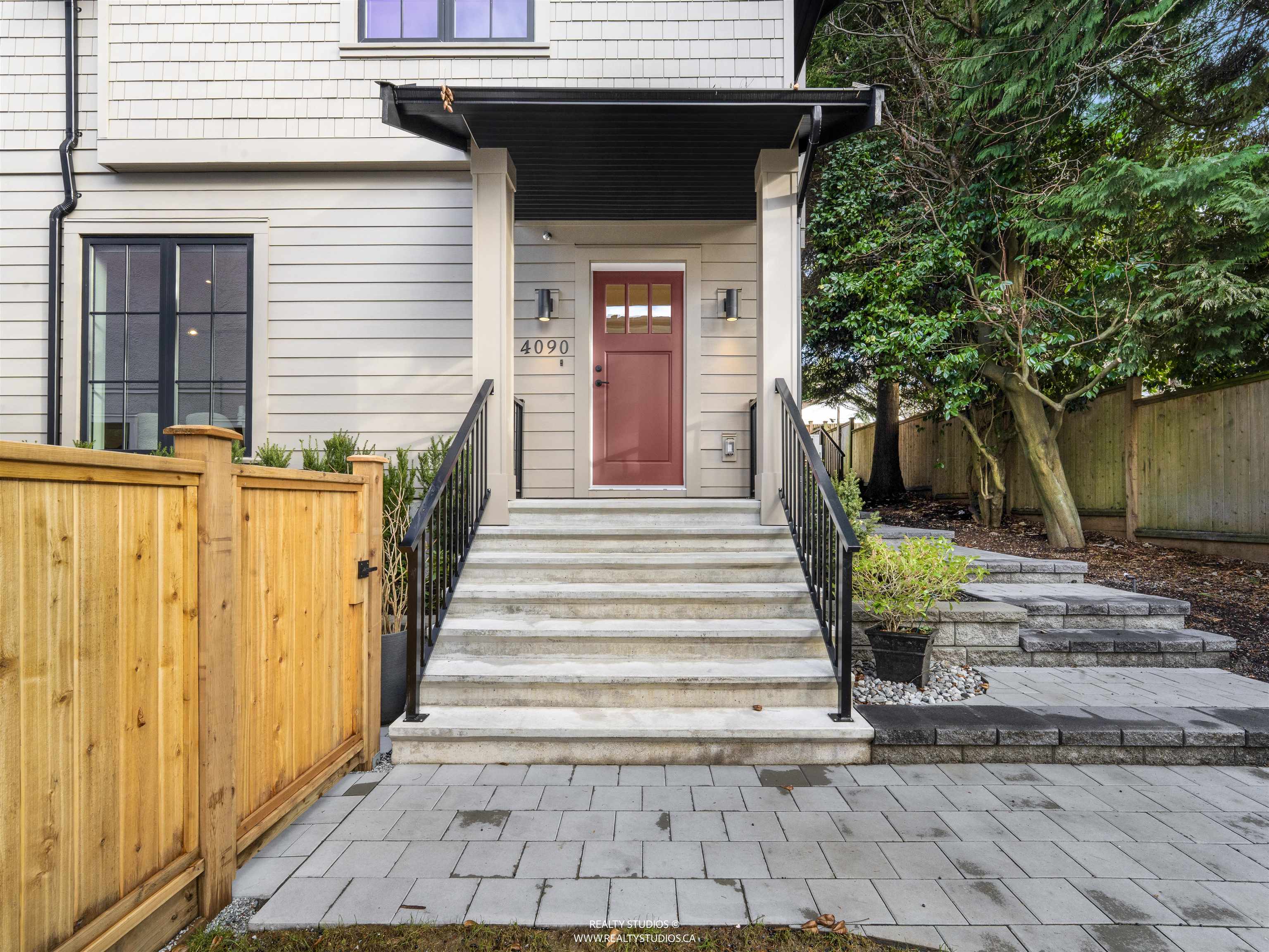 4090 MAPLE CRESCENT
