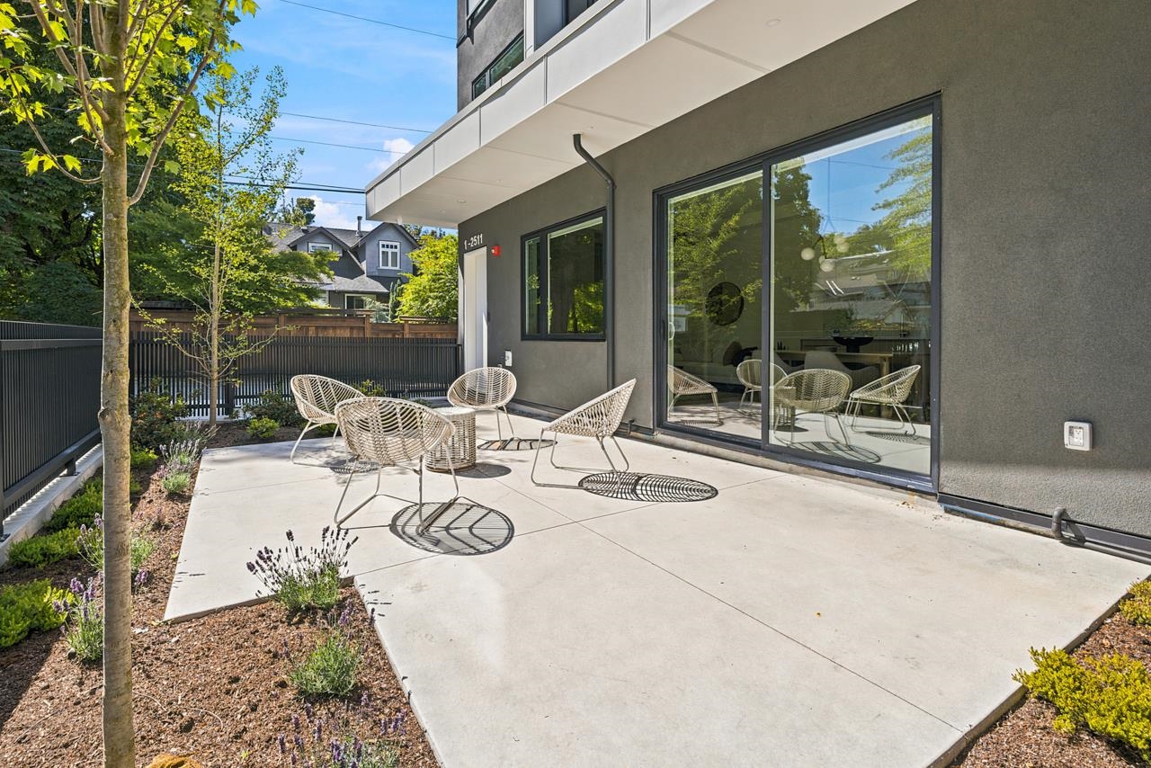 1 2511 KITCHENER STREET