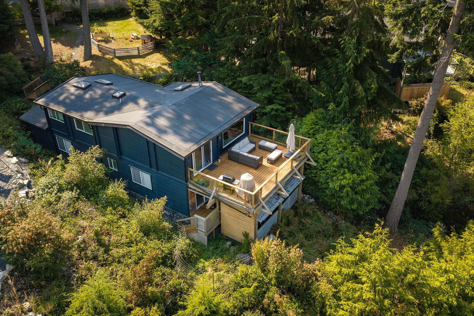 1608 WHITESAILS DRIVE