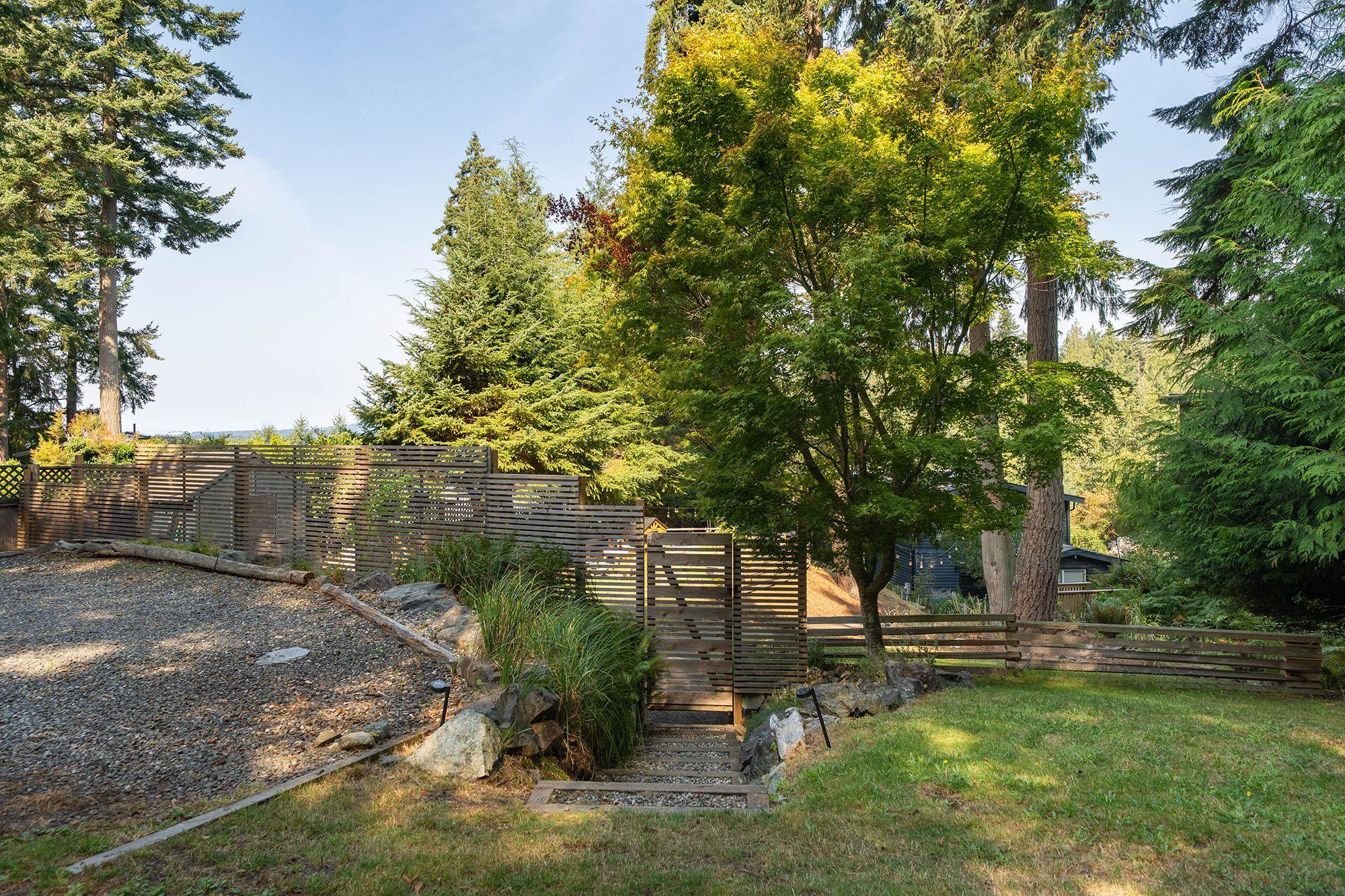 1608 WHITESAILS DRIVE