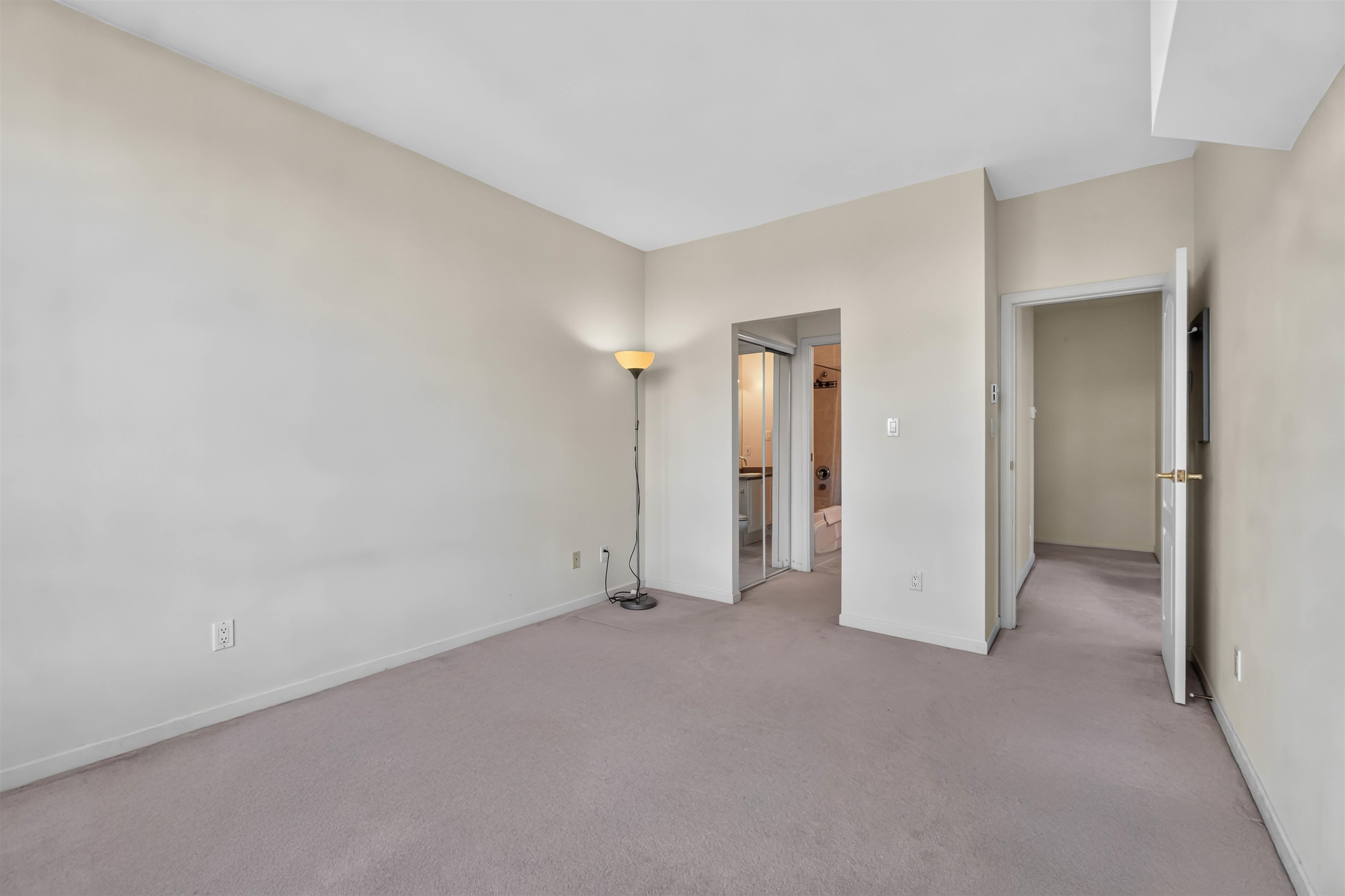 803 6838 STATION HILL DRIVE