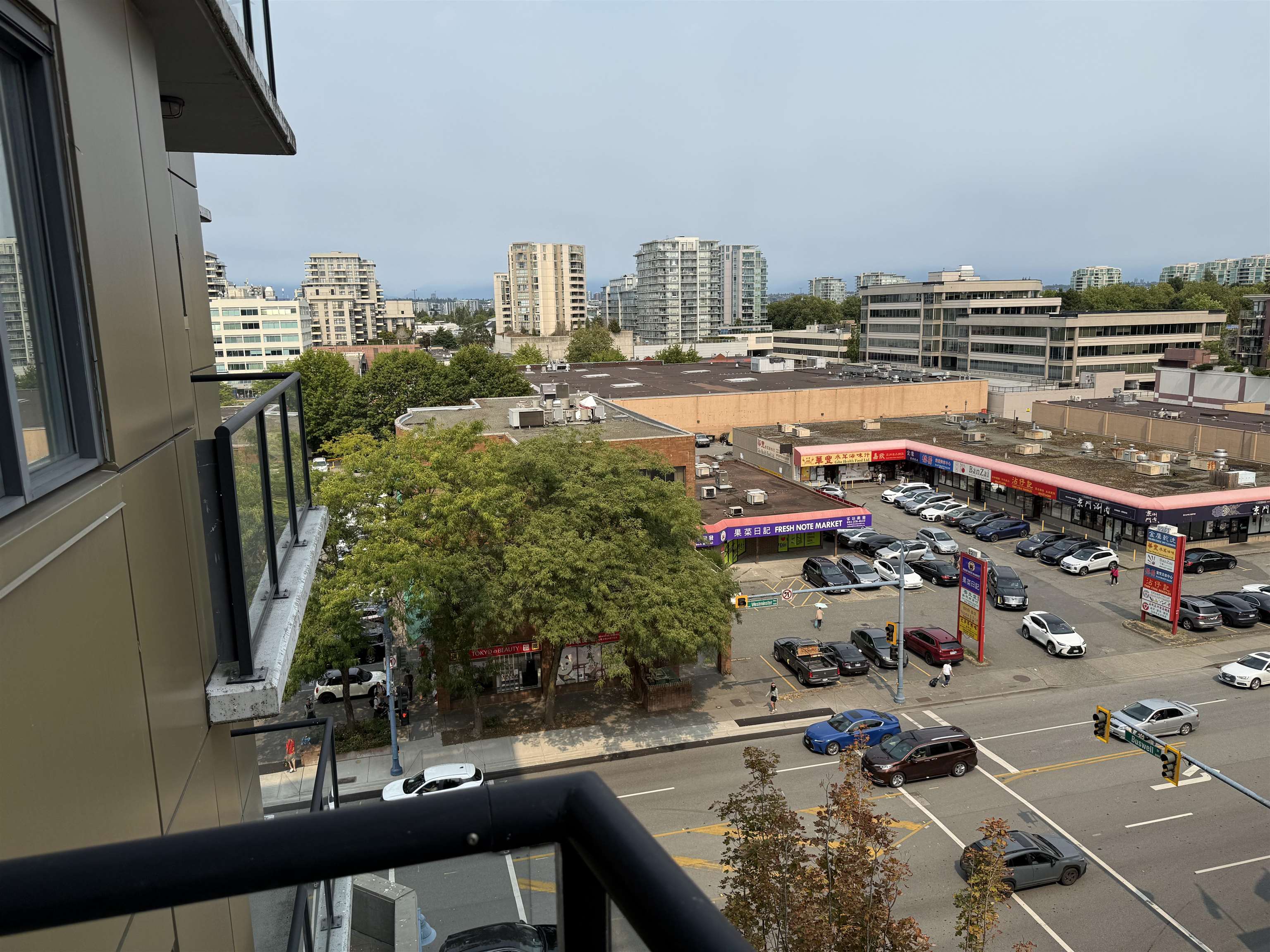 703 6133 BUSWELL STREET