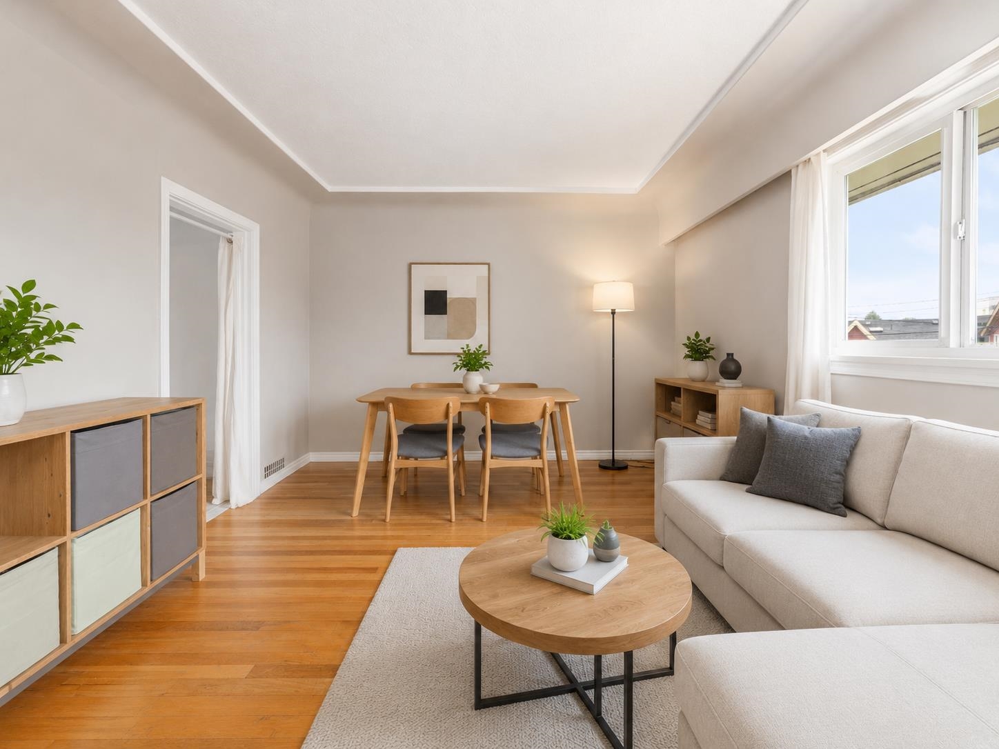 4561 NANAIMO STREET