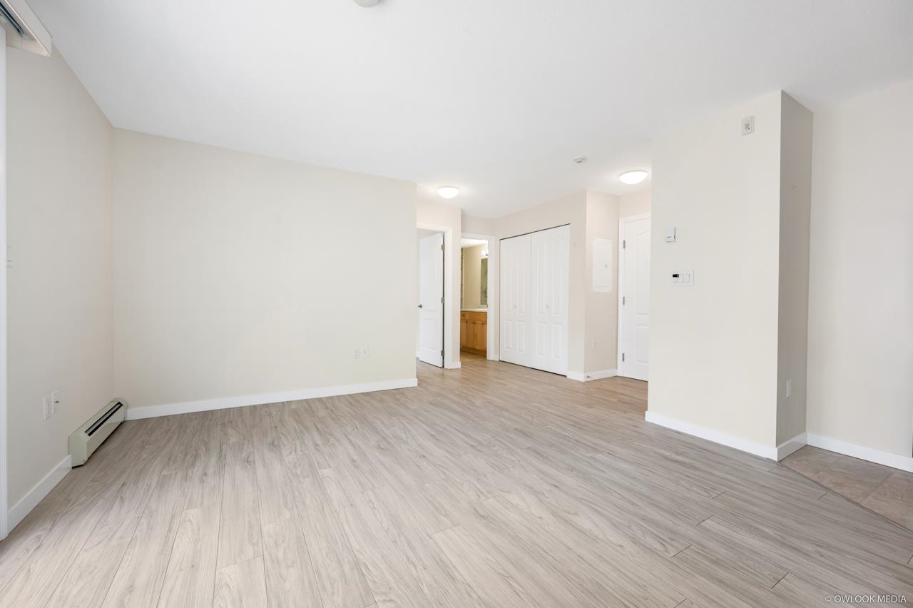 103 14881 MARINE DRIVE DRIVE