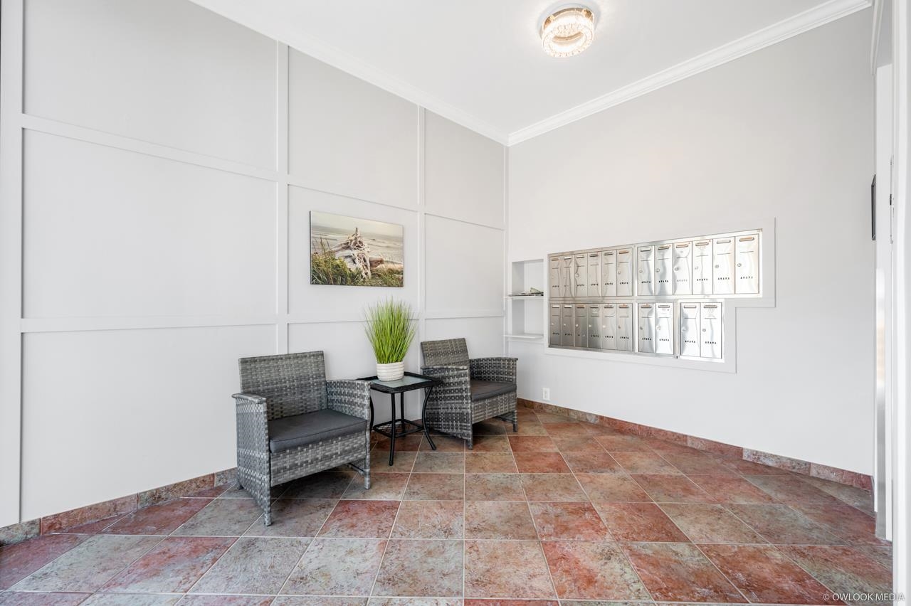 103 14881 MARINE DRIVE DRIVE