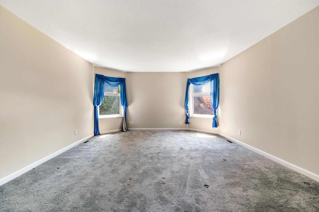 5811 PEARL COURT