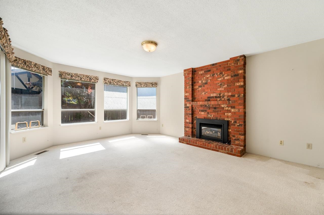 5811 PEARL COURT