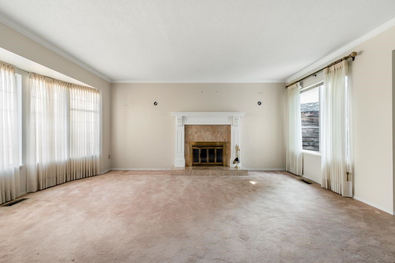 5811 PEARL COURT