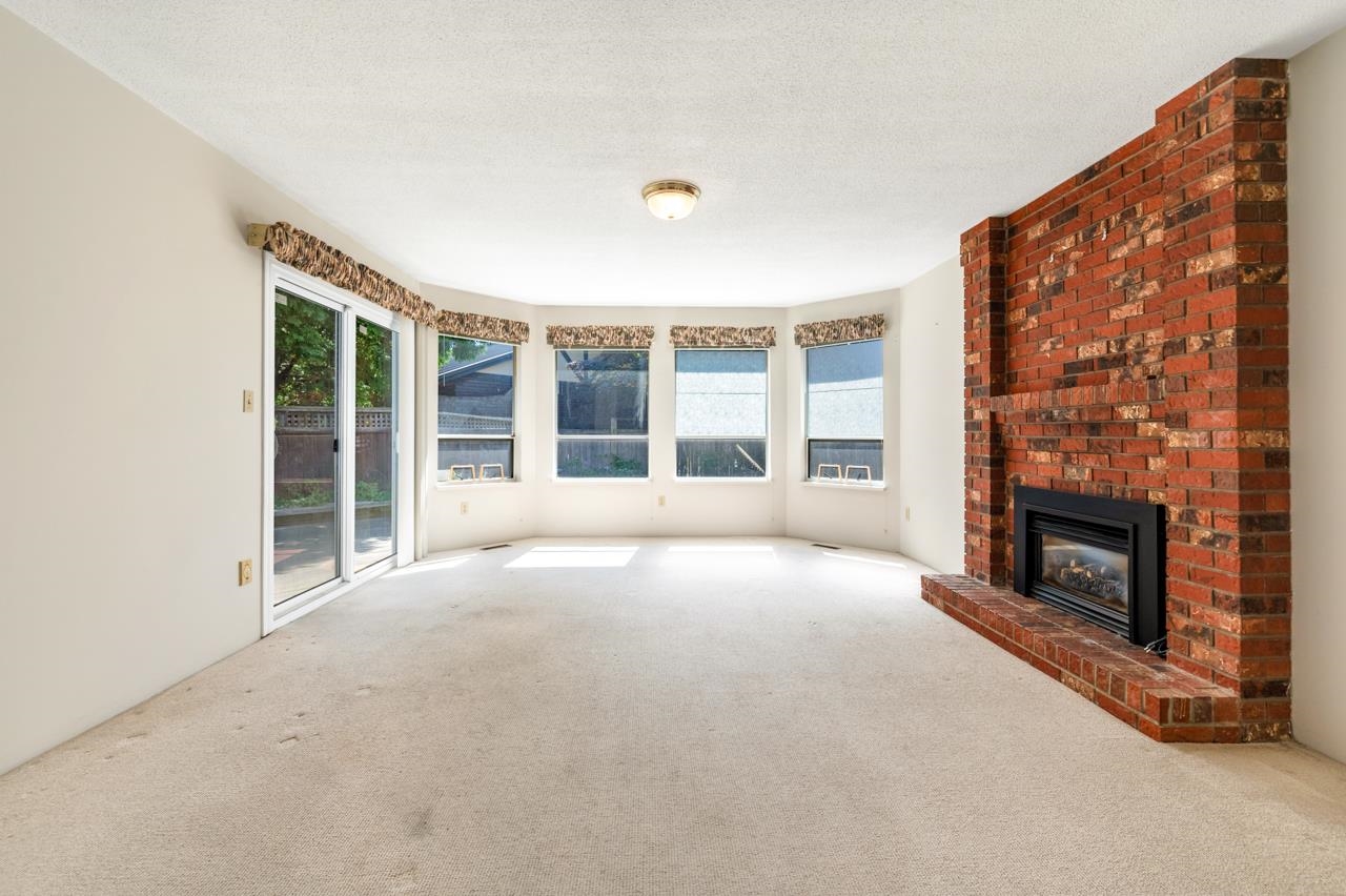 5811 PEARL COURT