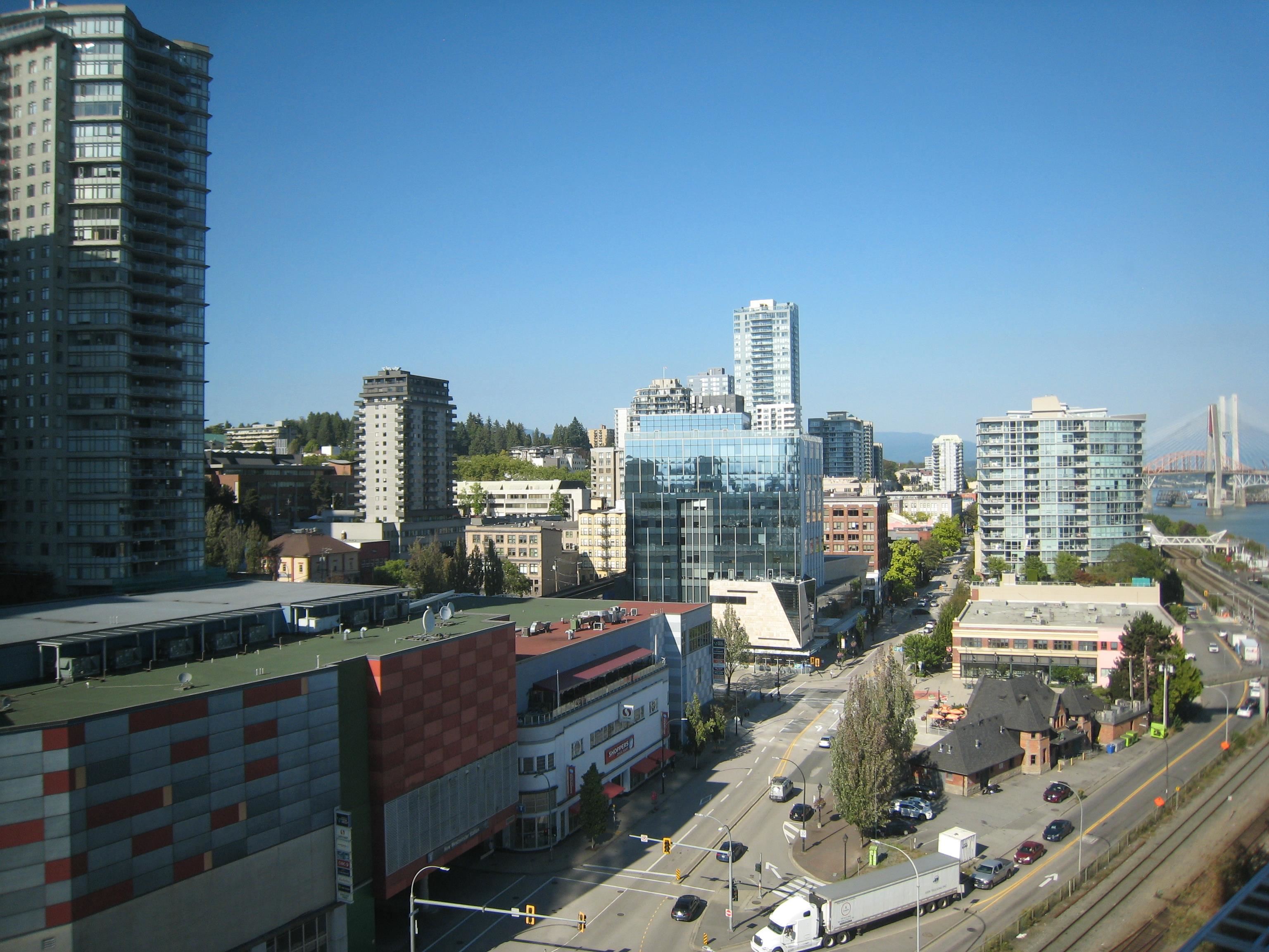 1312 908 QUAYSIDE DRIVE