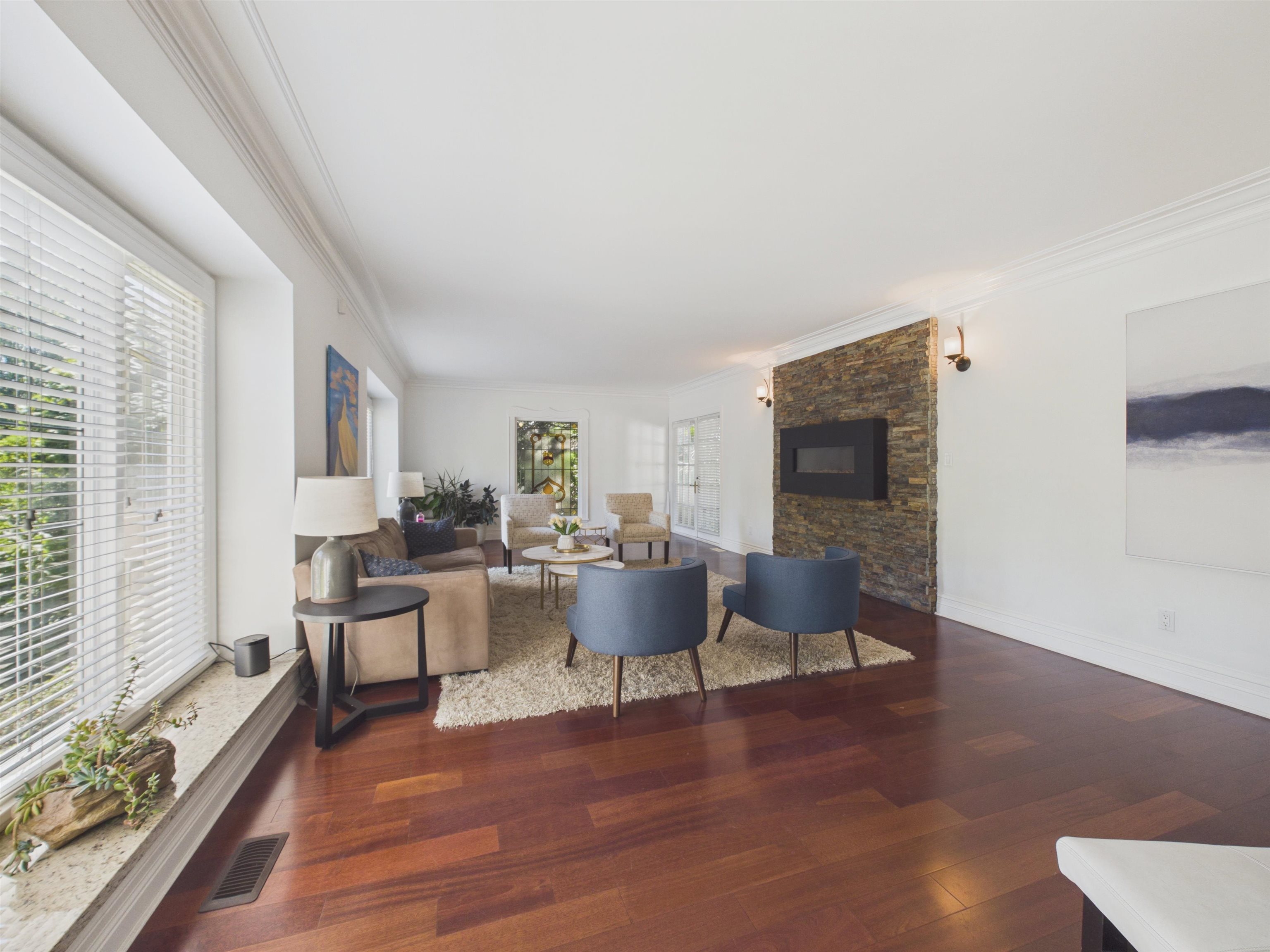 5649 ANGUS DRIVE