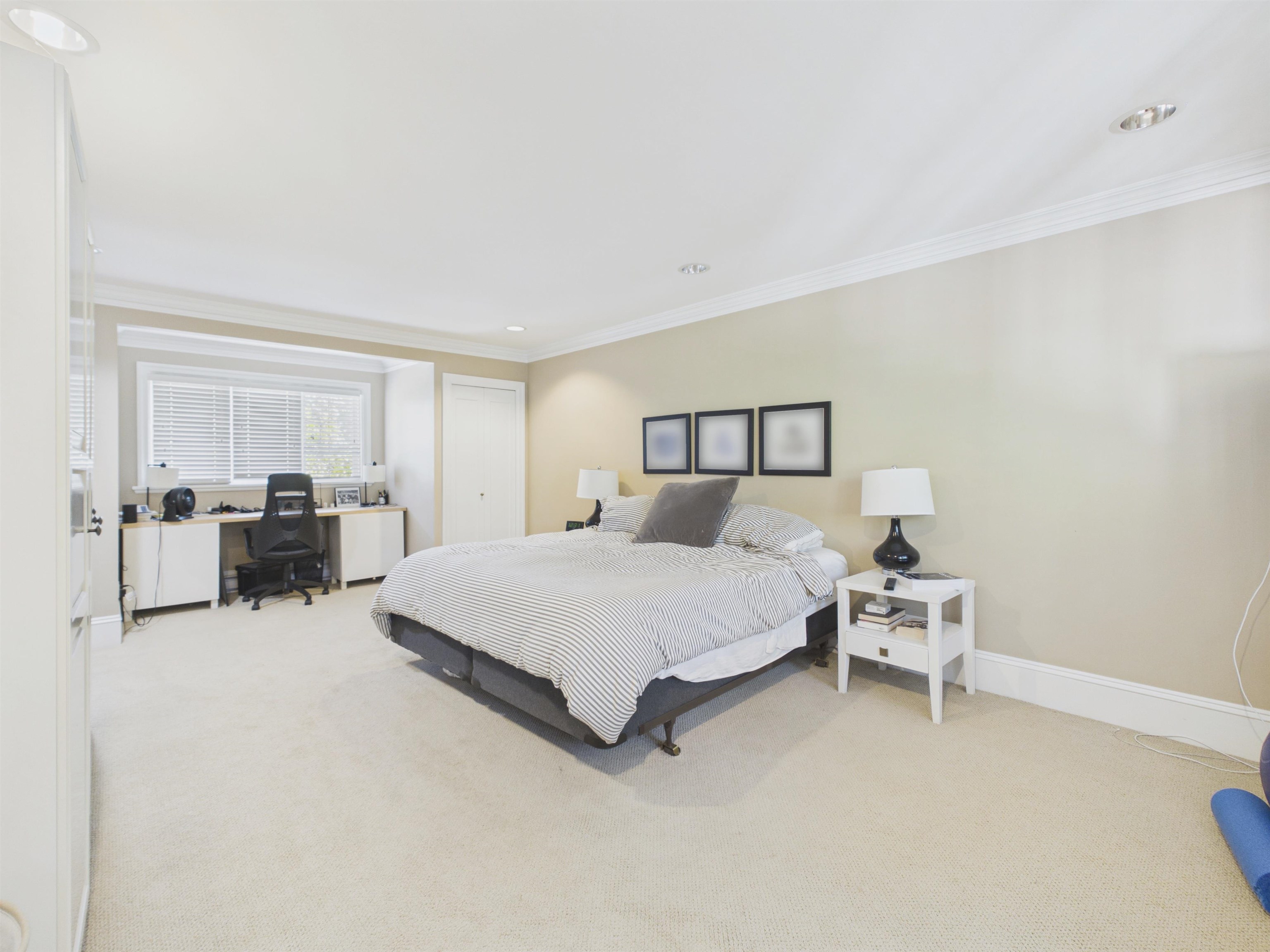 5649 ANGUS DRIVE
