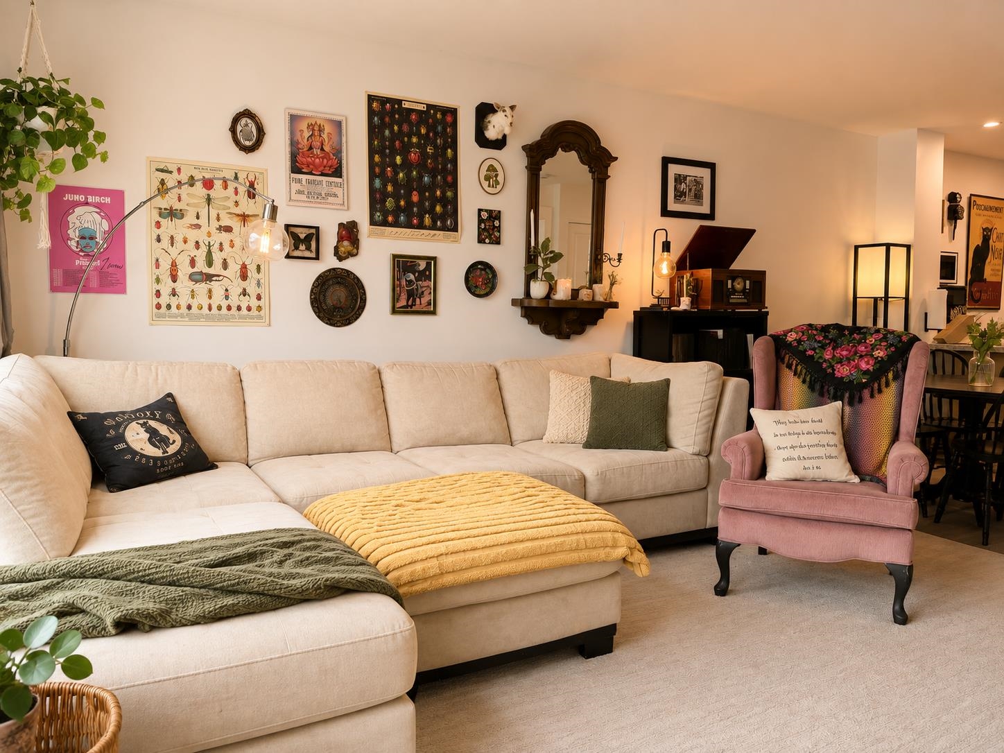 318 1211 VILLAGE GREEN WAY