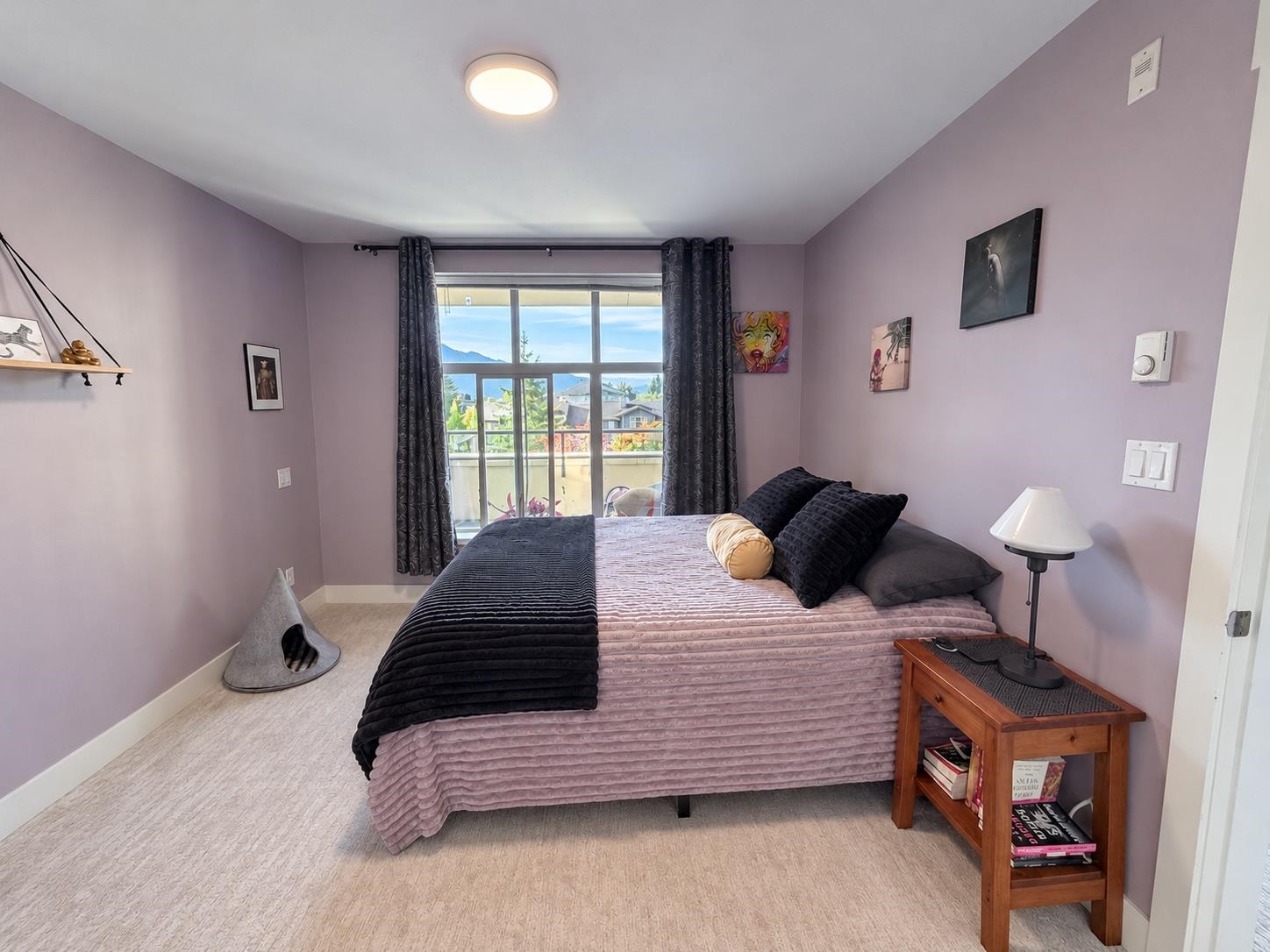318 1211 VILLAGE GREEN WAY