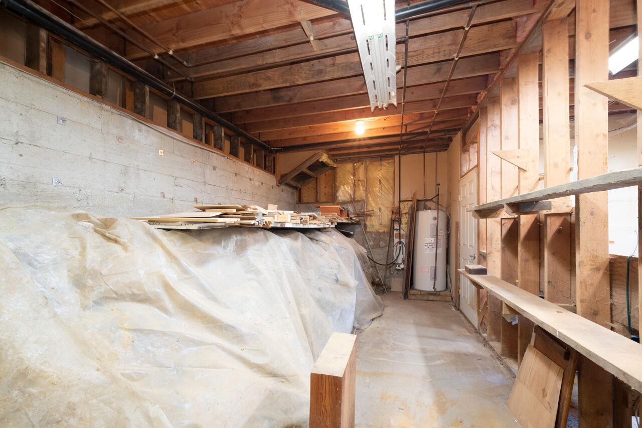 671 TAYLOR ROAD
