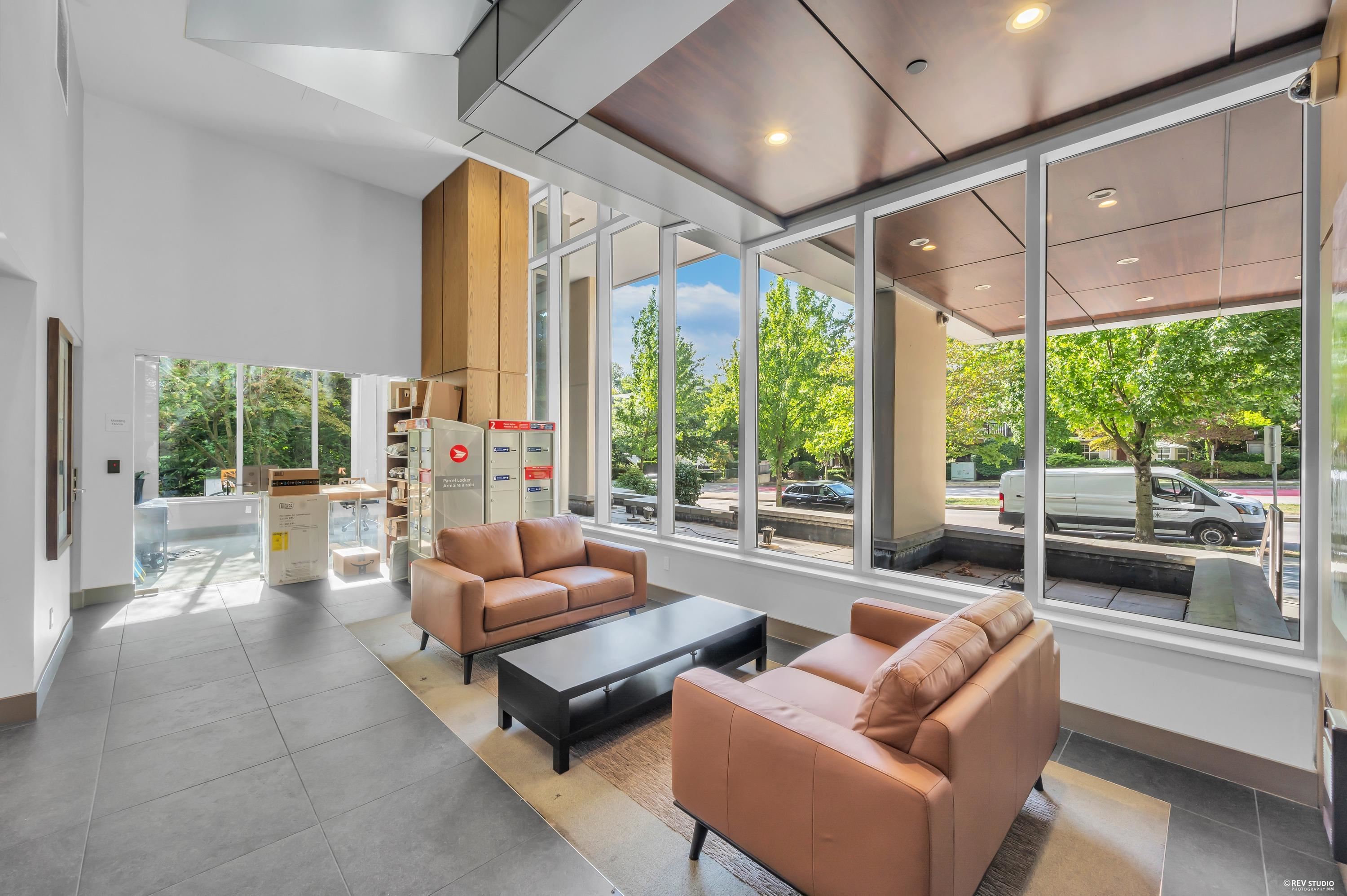 2308 7090 EDMONDS STREET