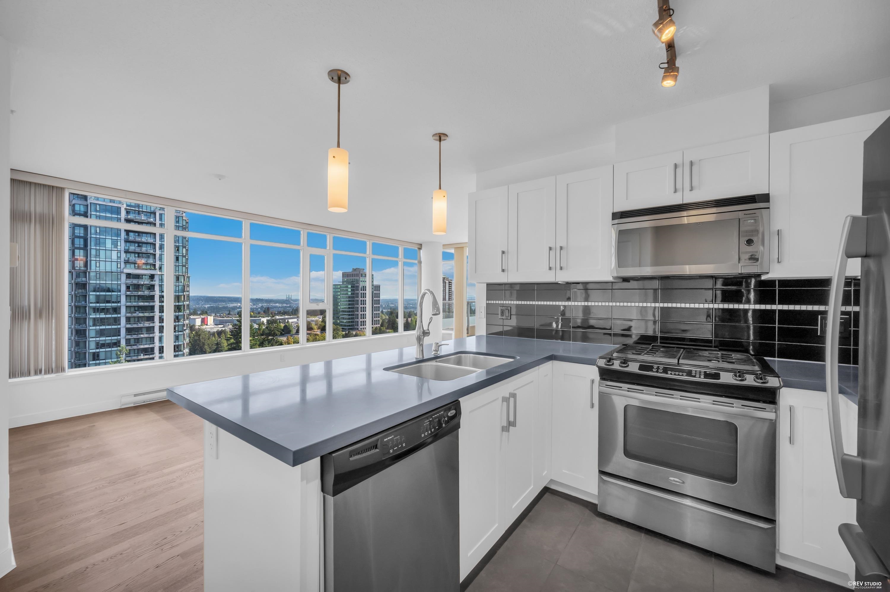 2308 7090 EDMONDS STREET