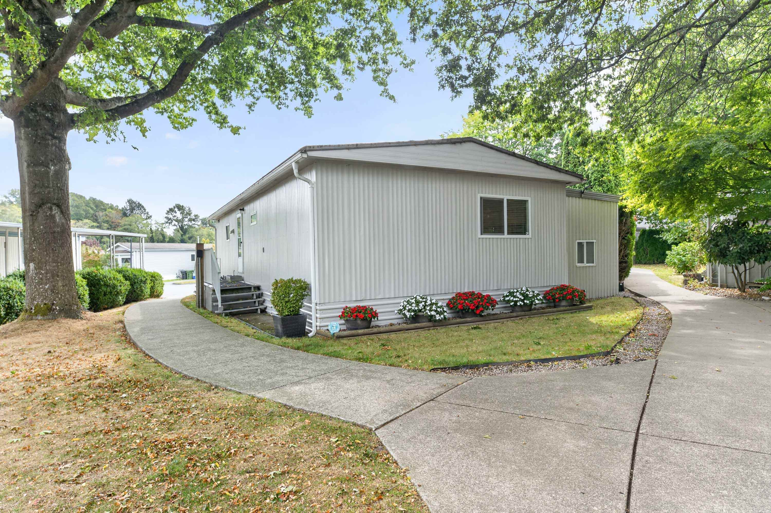 175 1840 160 STREET
