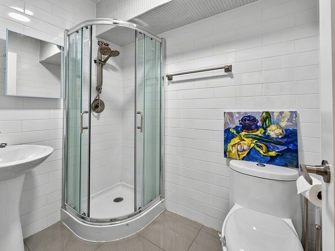 31 2216 FOLKESTONE WAY