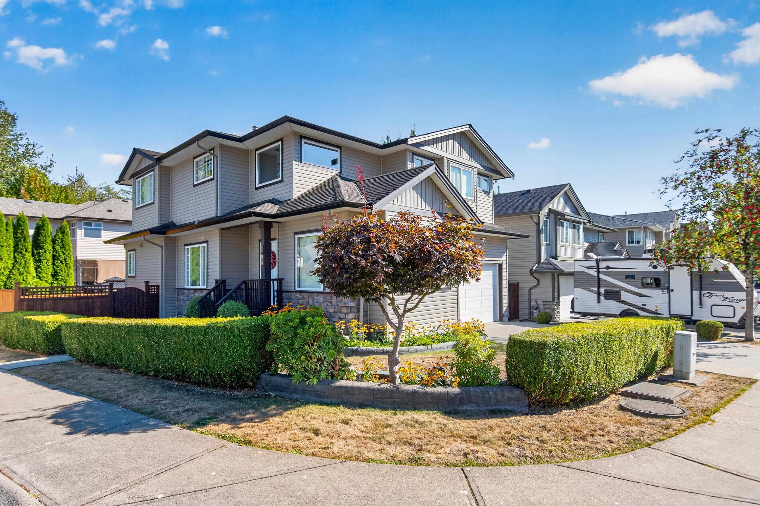11785 GILLAND LOOP