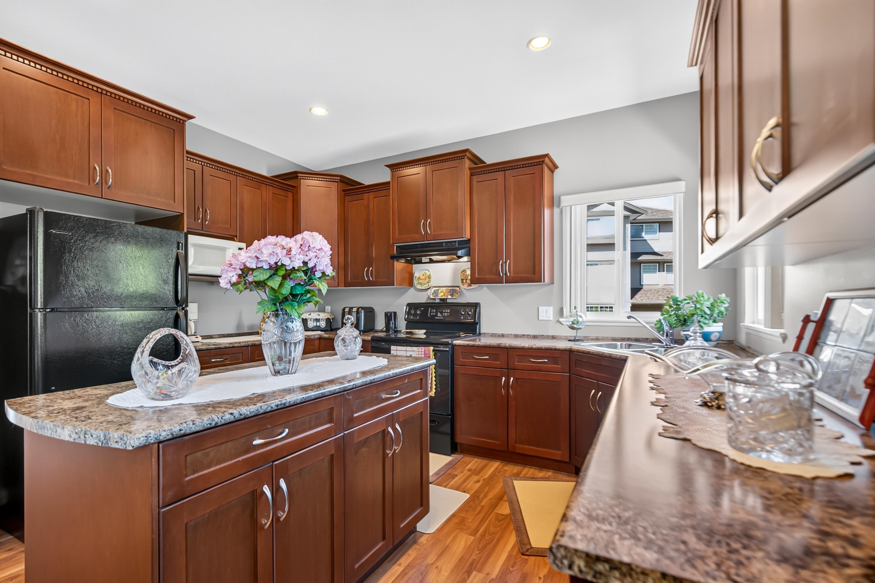 11785 GILLAND LOOP