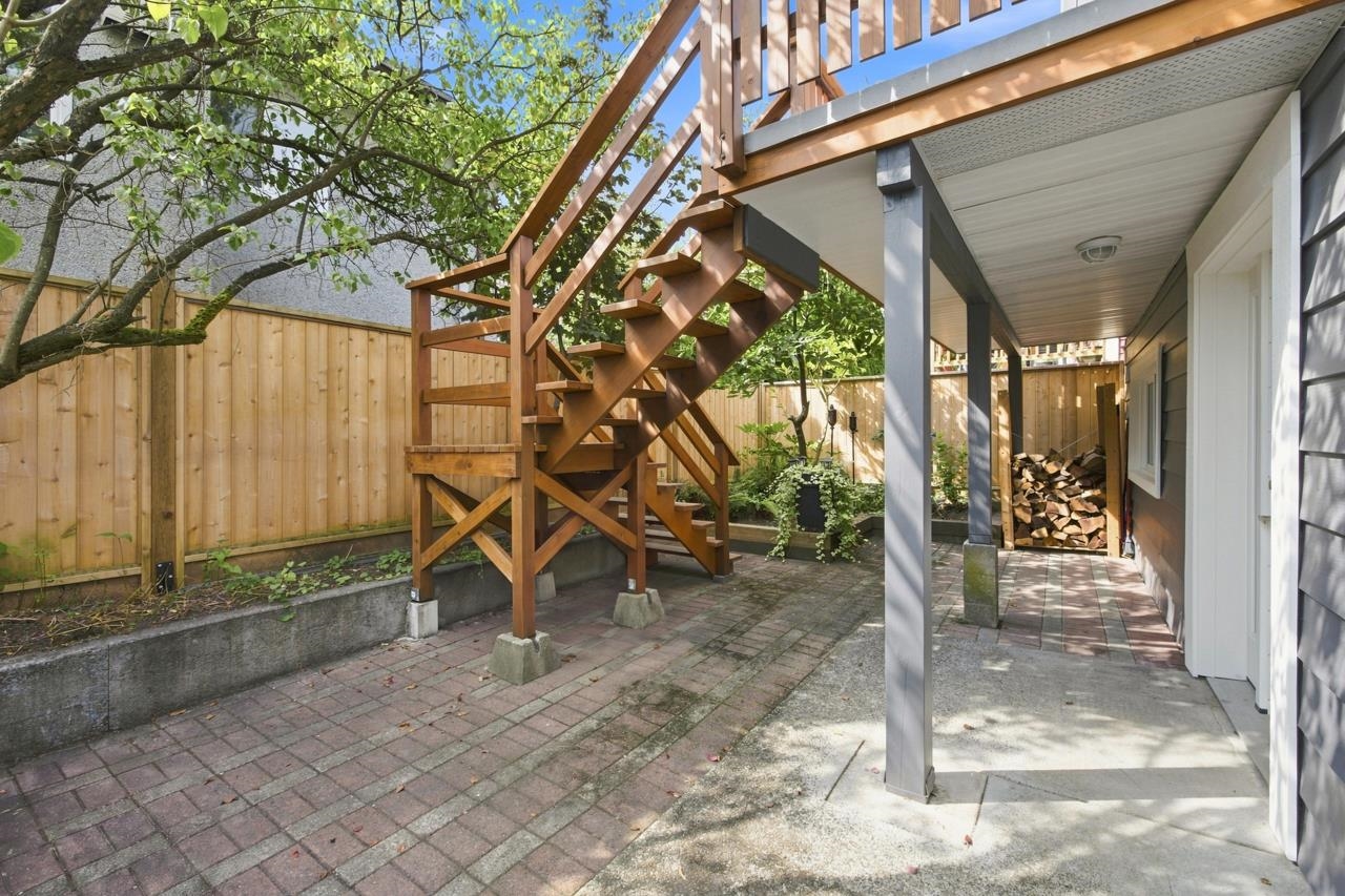 1970 ADANAC STREET