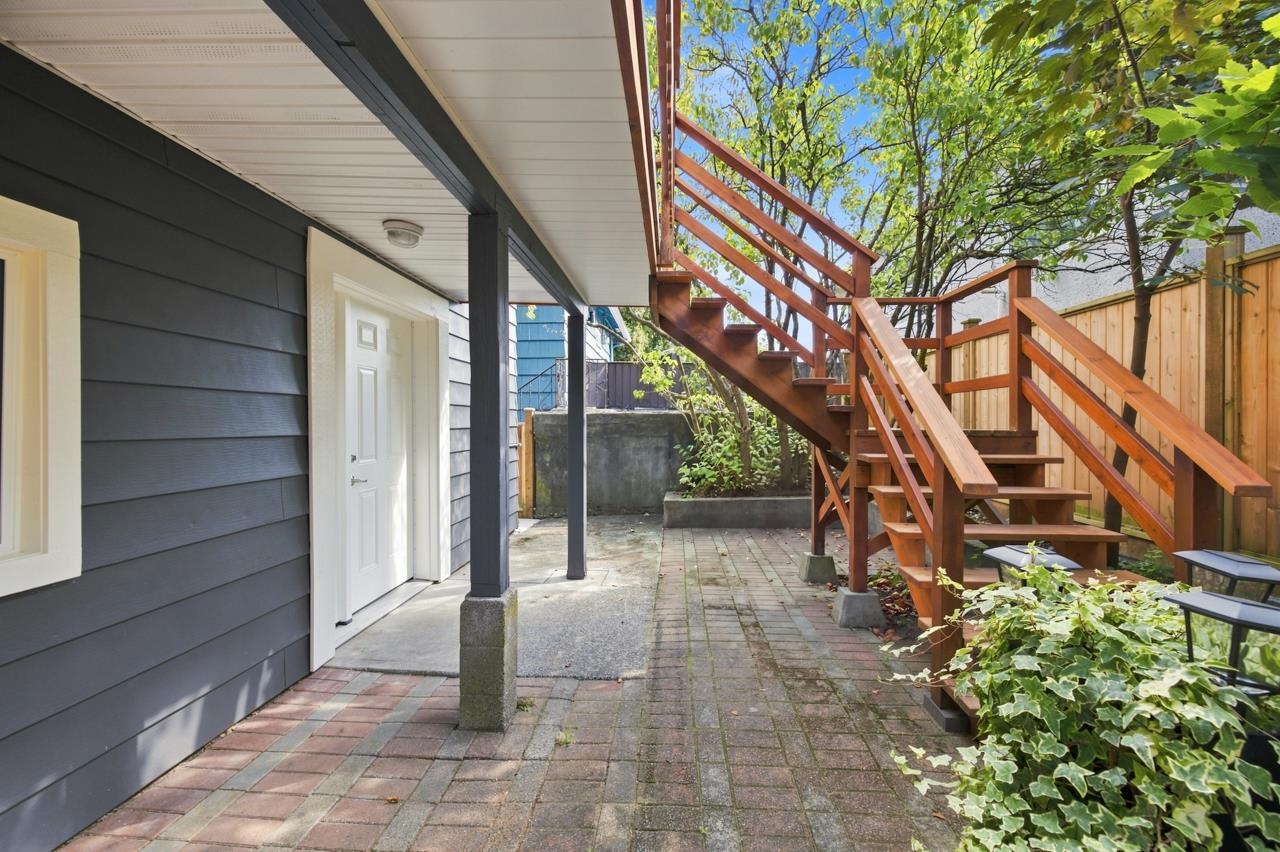 1970 ADANAC STREET