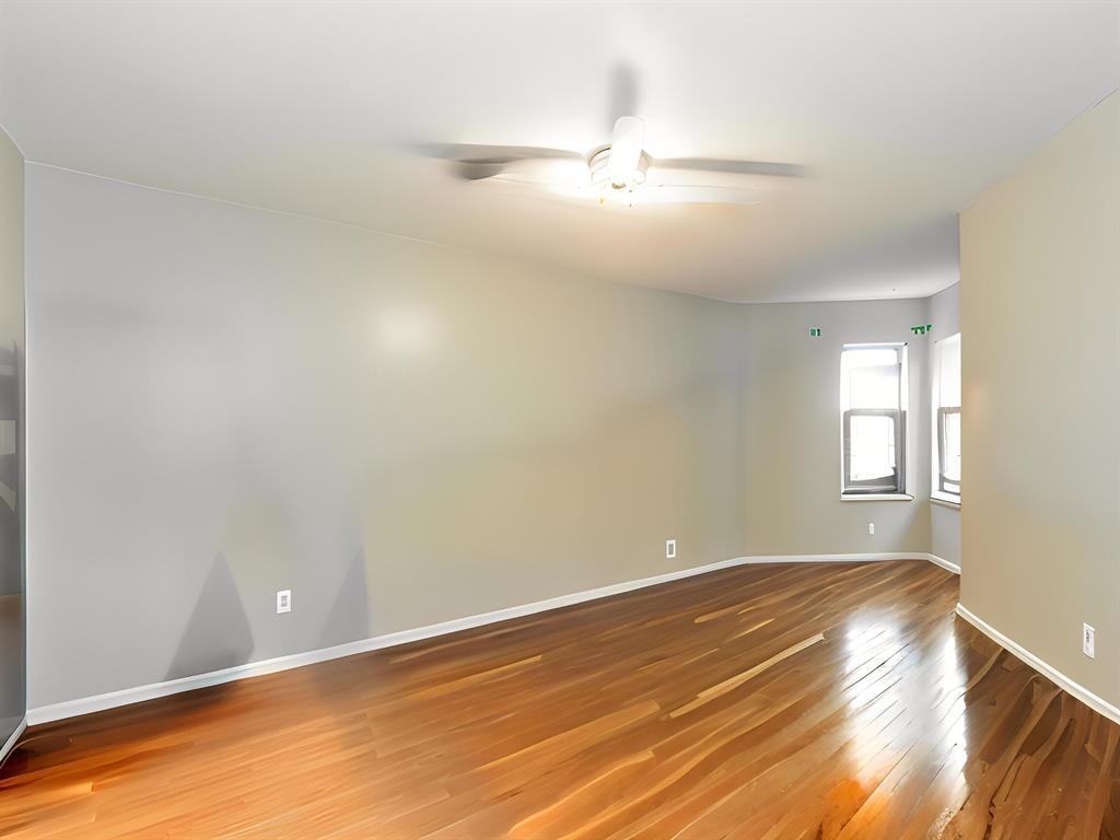 206 22277 122 AVENUE