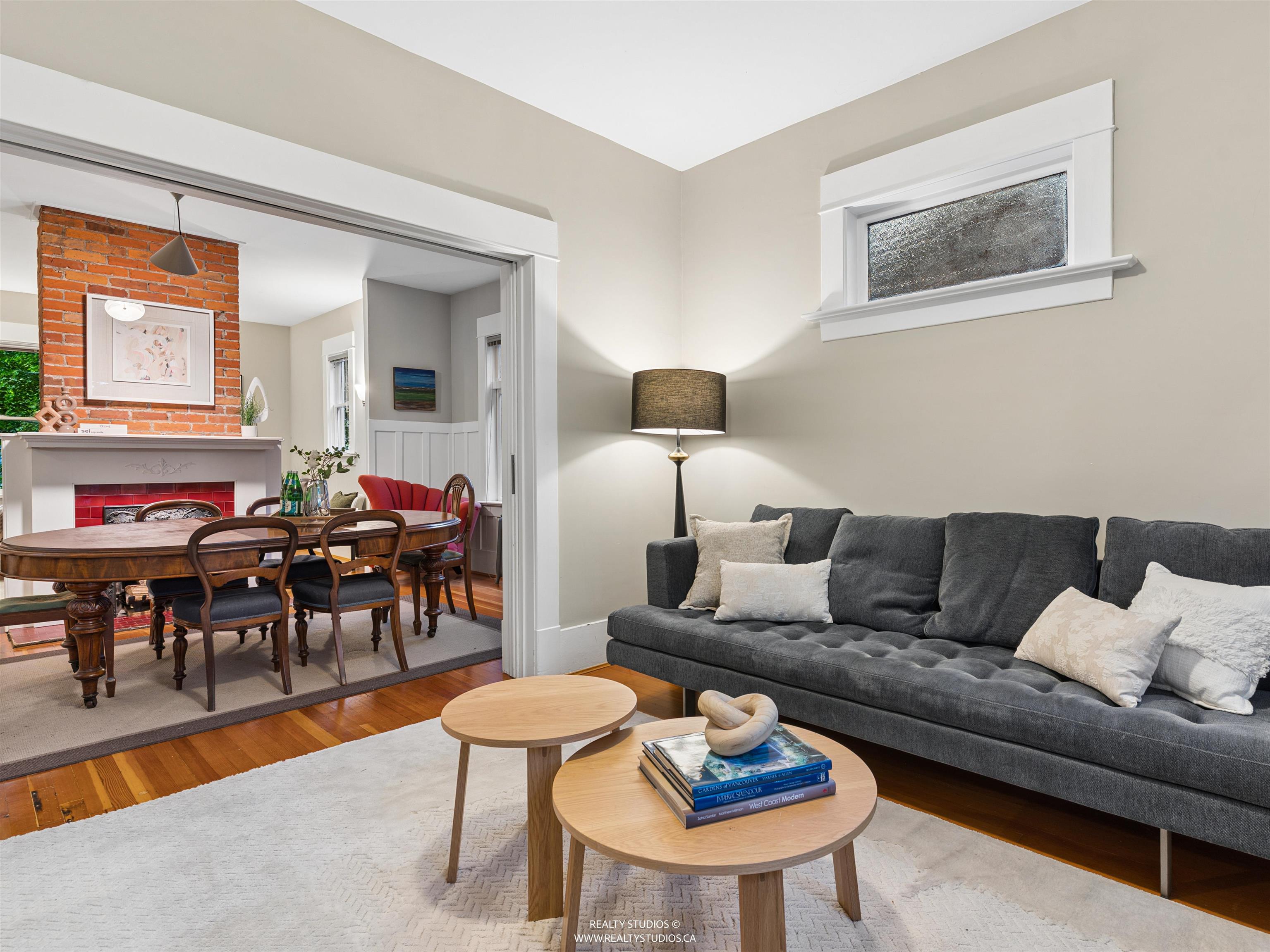 559 W 18TH AVENUE