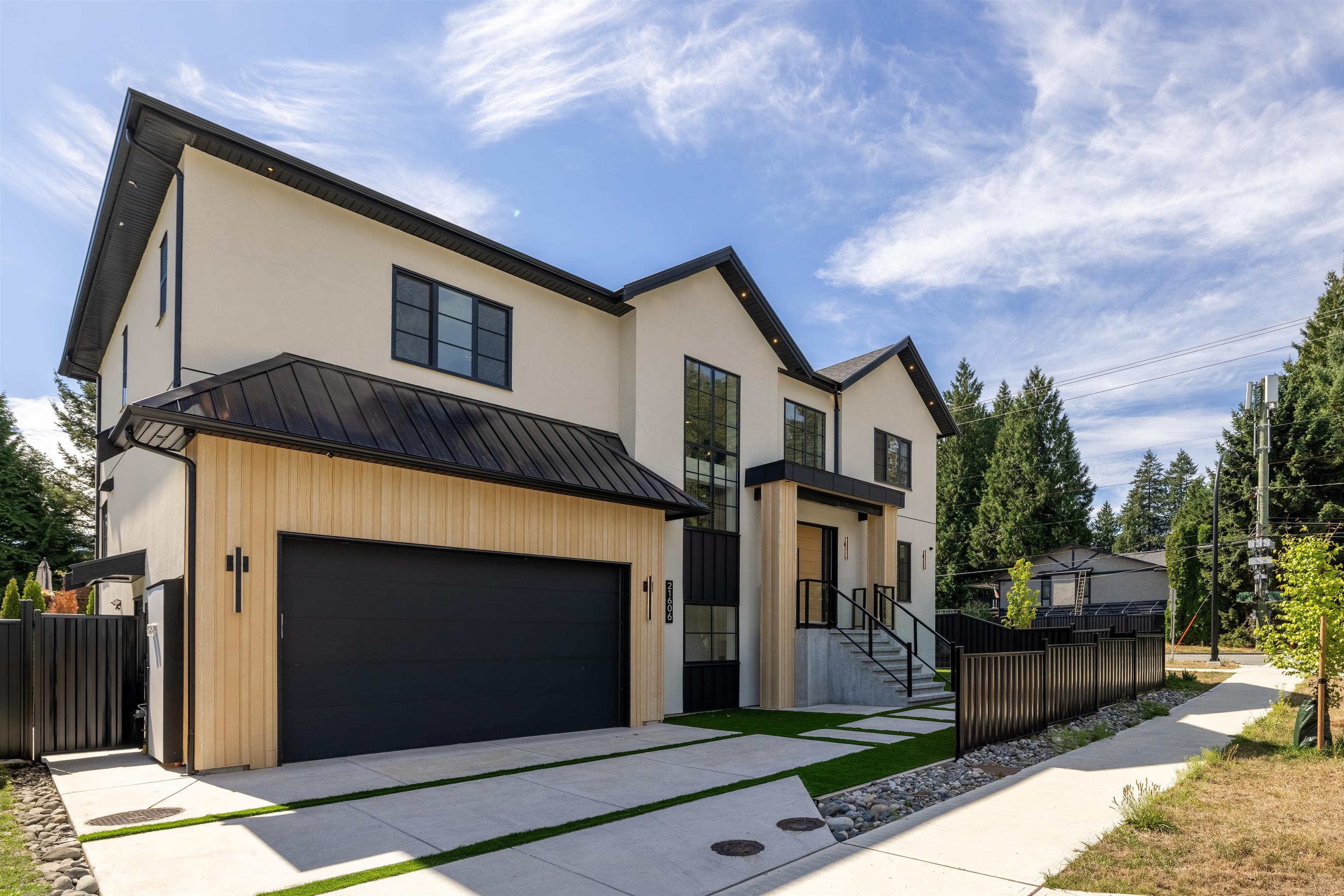 21606 124 AVENUE