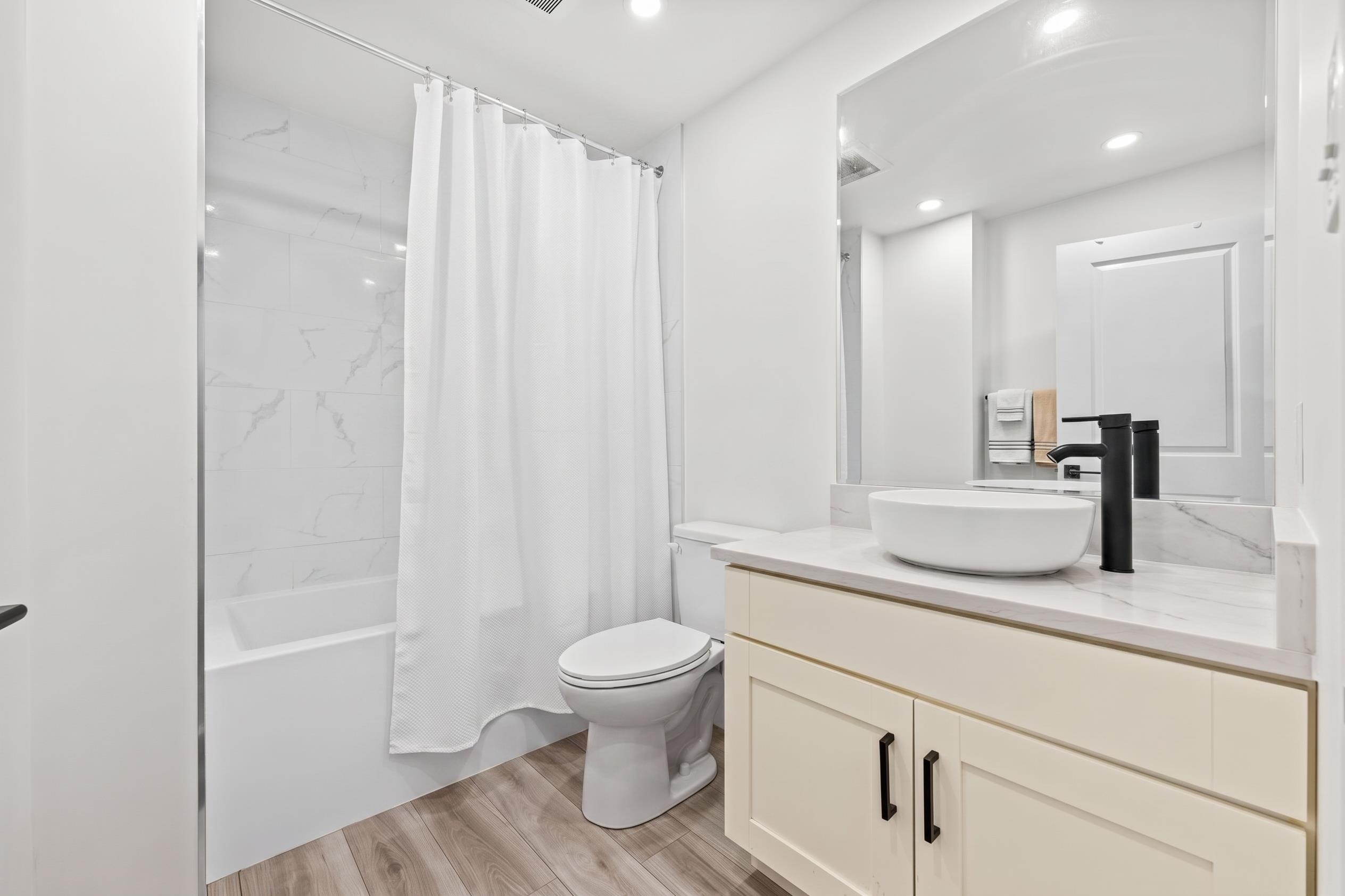 3307 ROSEMARY HEIGHTS CRESCENT